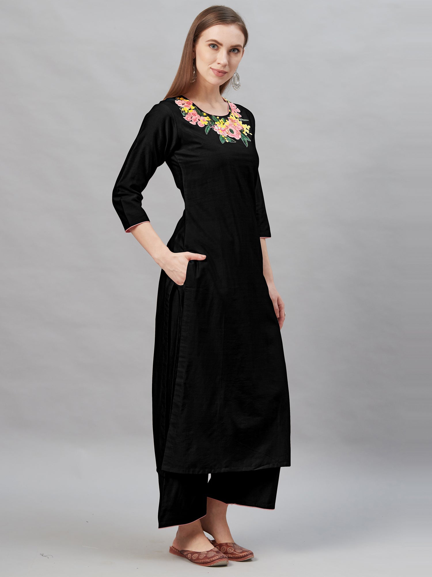 Women's Black Liva Kurta Set - Taantav