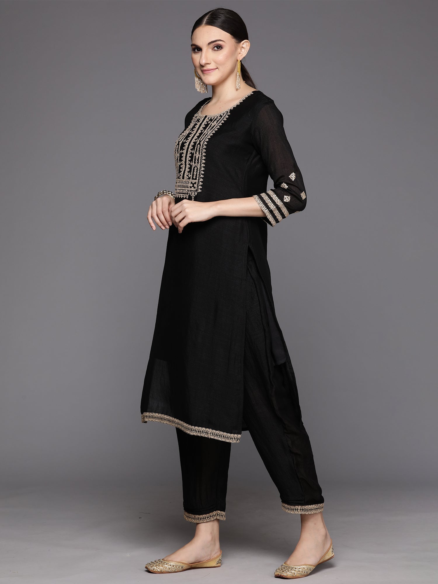 Women's Black Silk Blend Kurta Set - Taantav