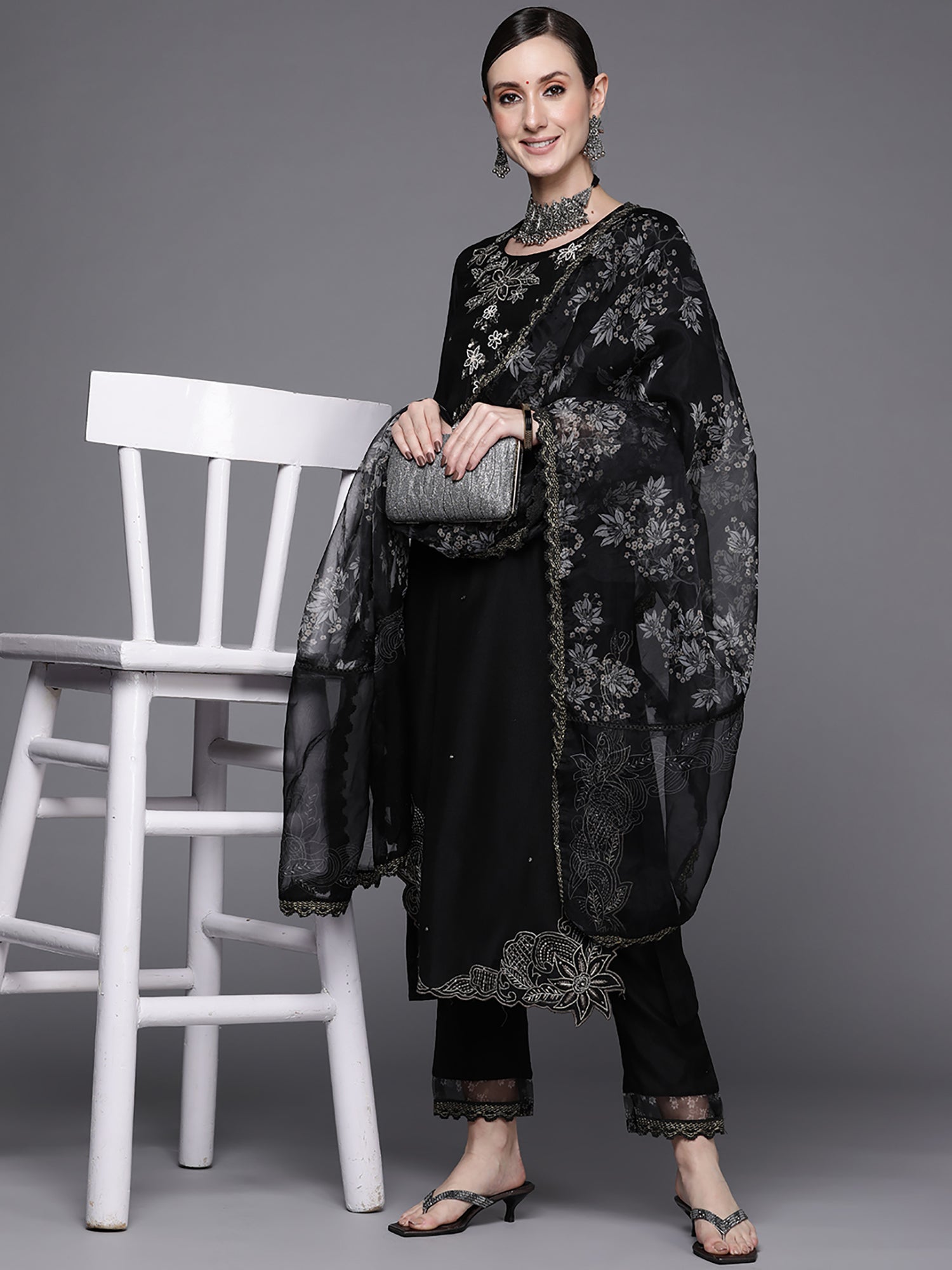 Women's Black Viscose Rayon Kurta Set - Taantav