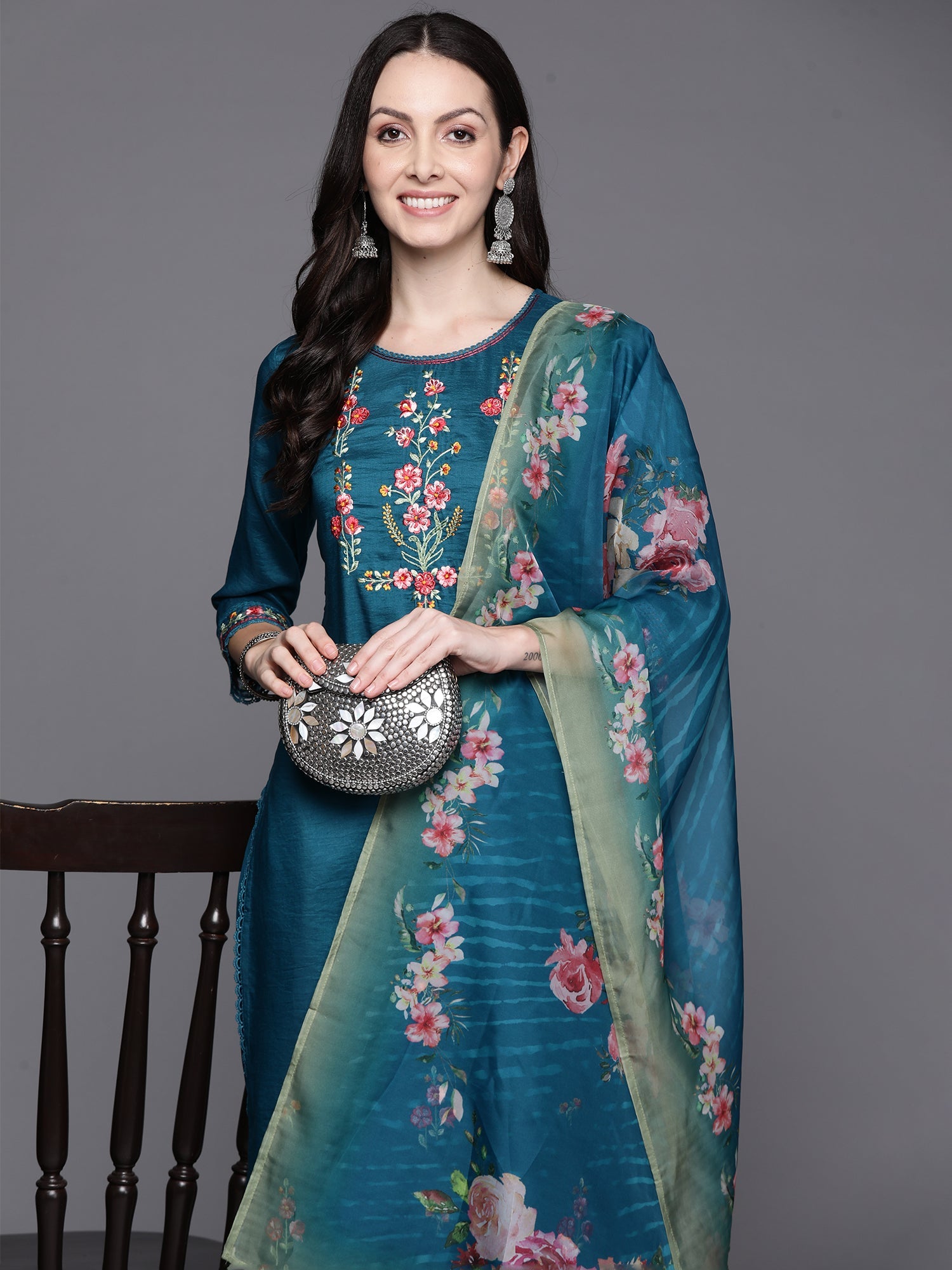 Women's Blue Silk Blend Kurta Set - Taantav