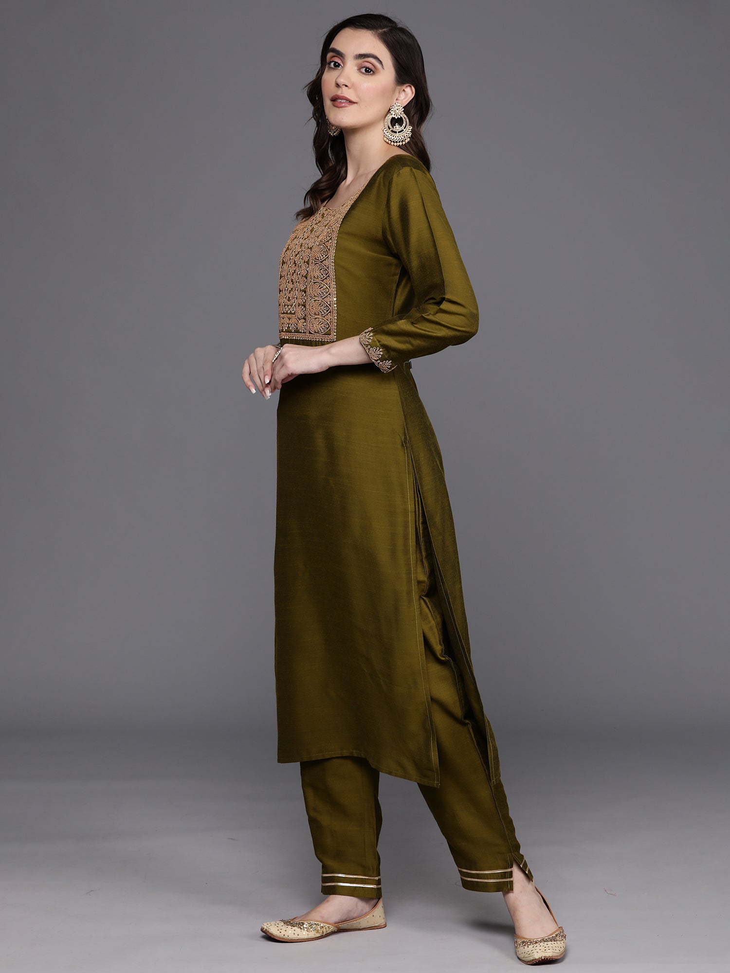 Women's Olive Chanderi Silk Kurta Set - Taantav