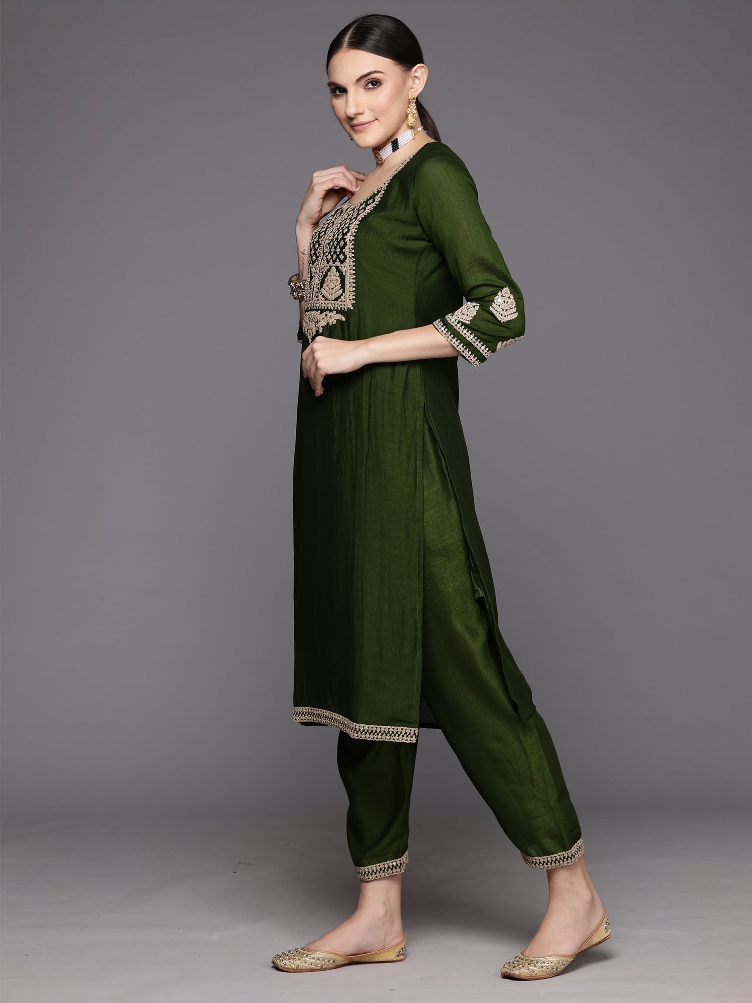 Women's Green Silk Blend Kurta Set - Taantav