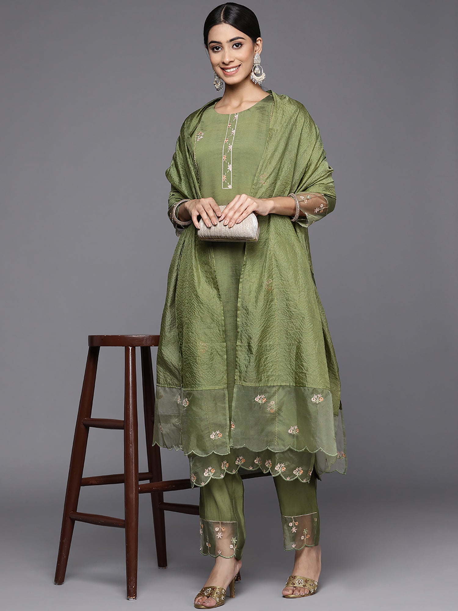 Women's Green Cotton Blend Kurta Set - Taantav