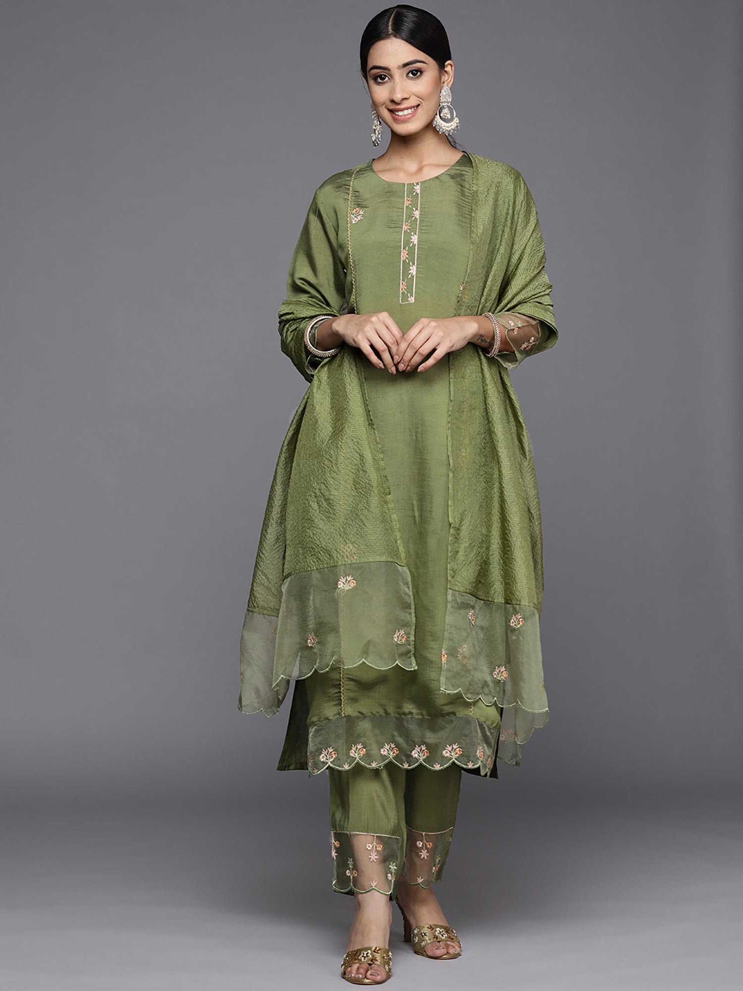 Women's Green Cotton Blend Kurta Set - Taantav