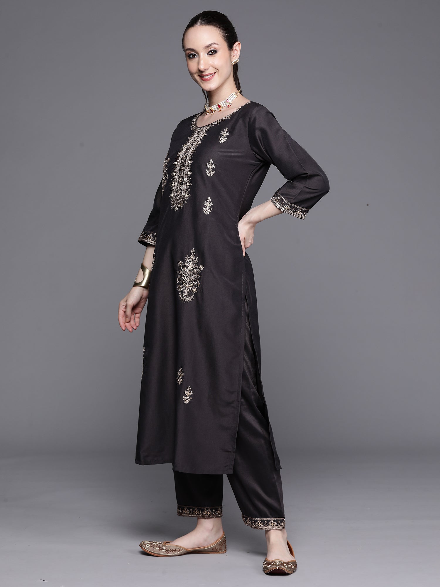 Women's Grey Cotton Blend Kurta Set - Taantav