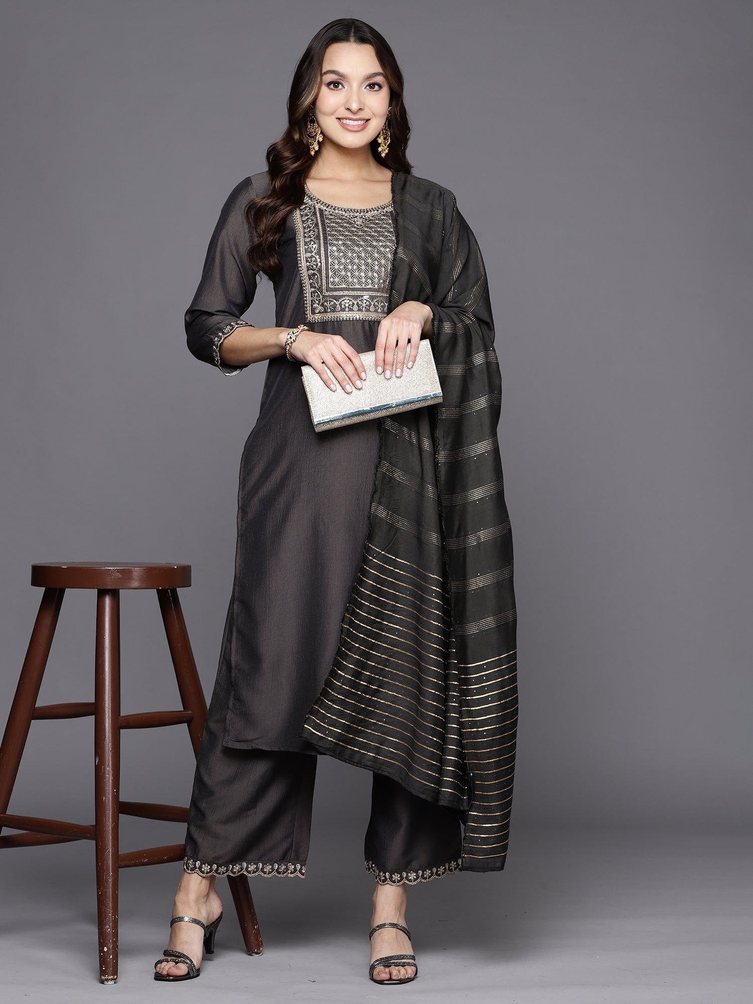 Women's Grey Cotton Blend Kurta Set - Taantav