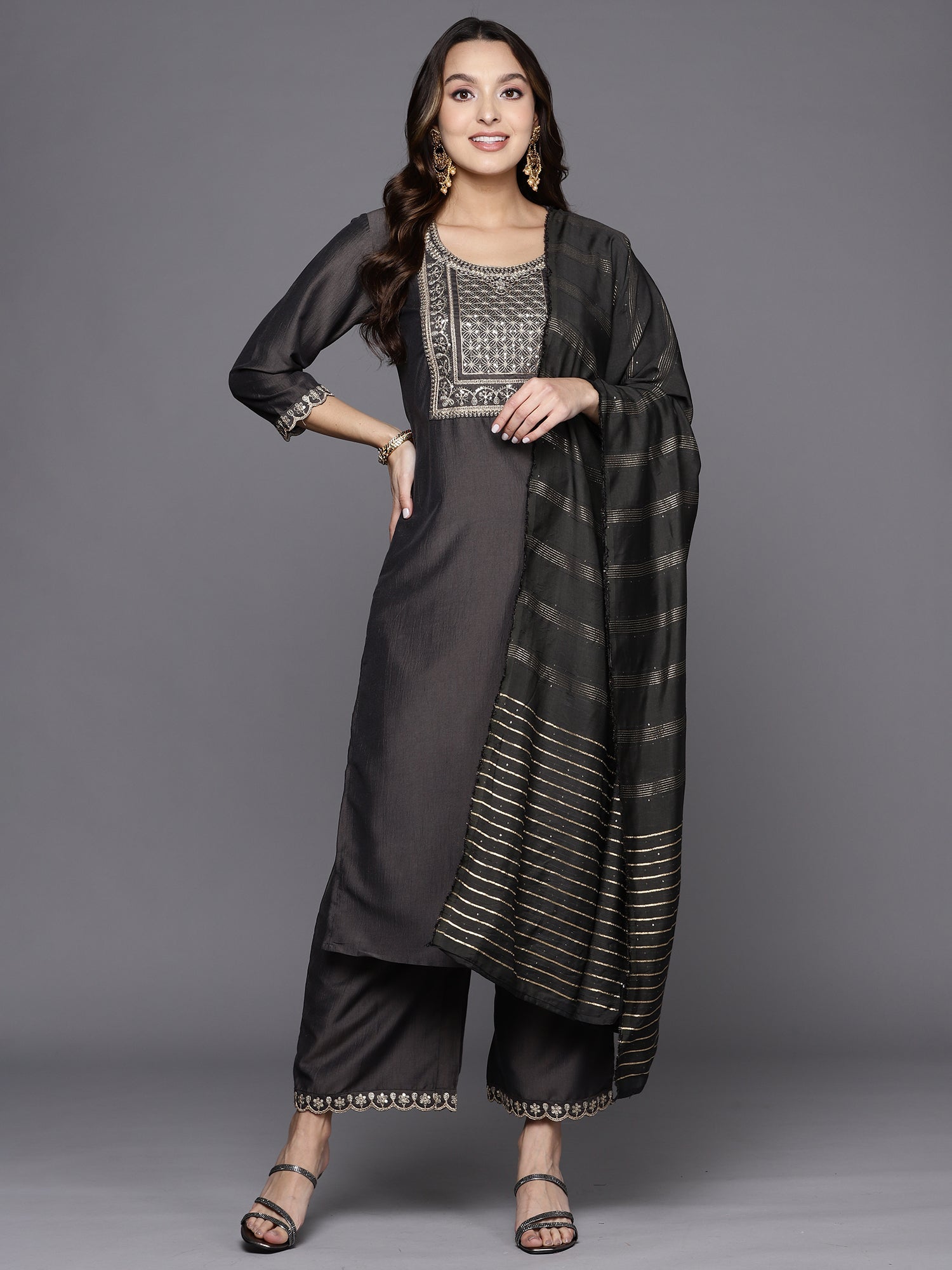 Women's Grey Cotton Blend Kurta Set - Taantav