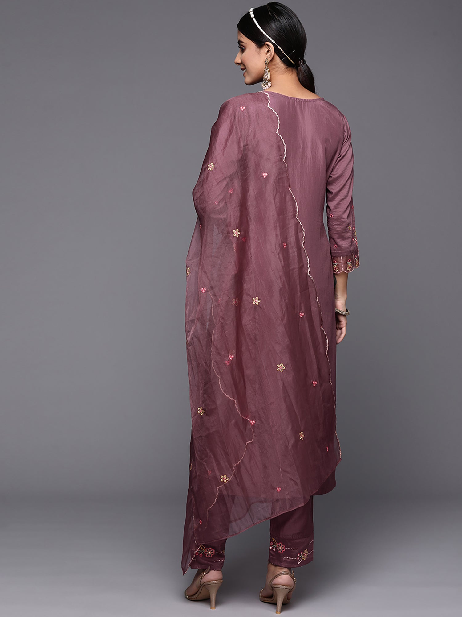 Women's Burgundy Cotton Blend Kurta Set - Taantav