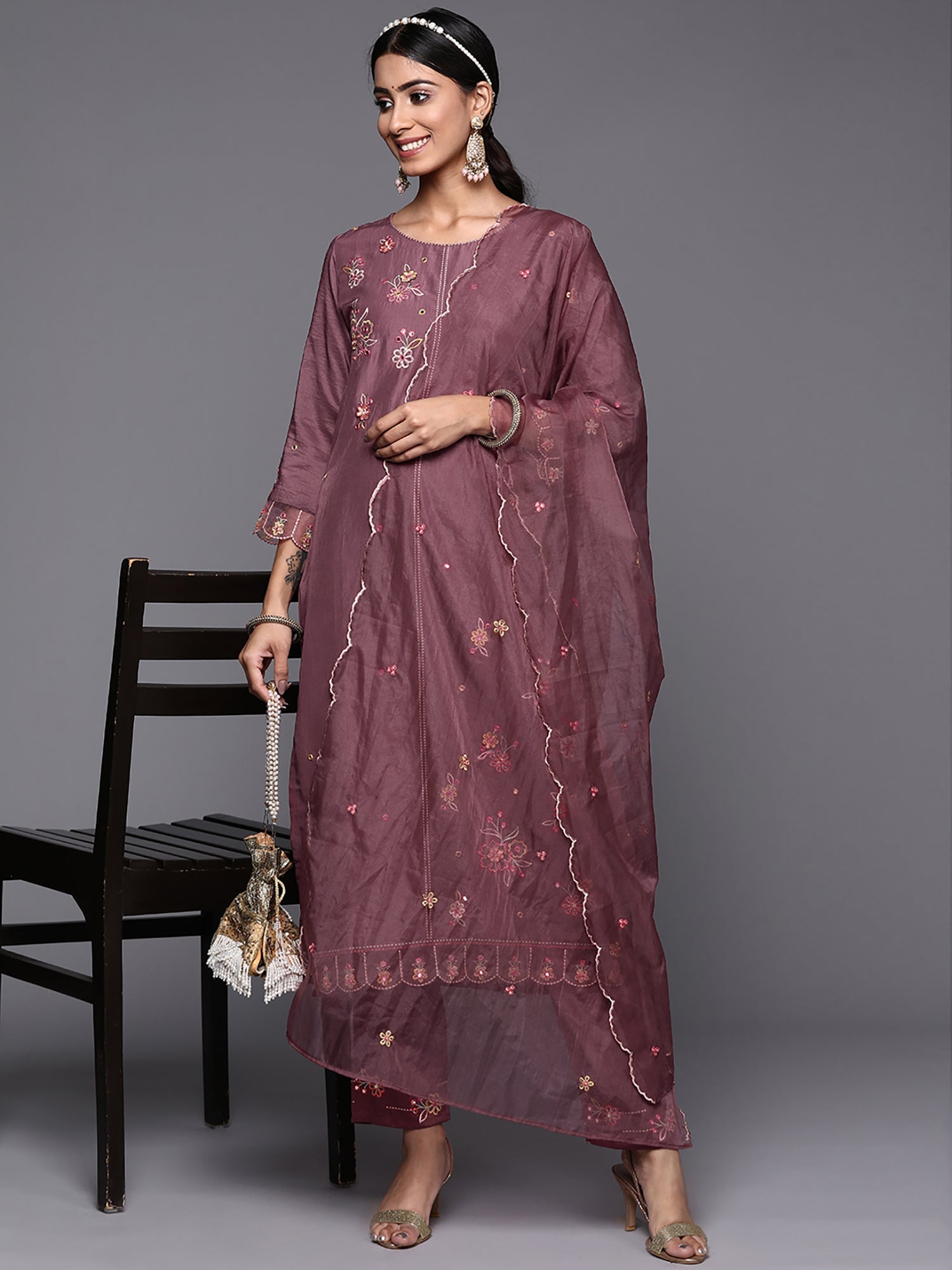 Women's Burgundy Cotton Blend Kurta Set - Taantav