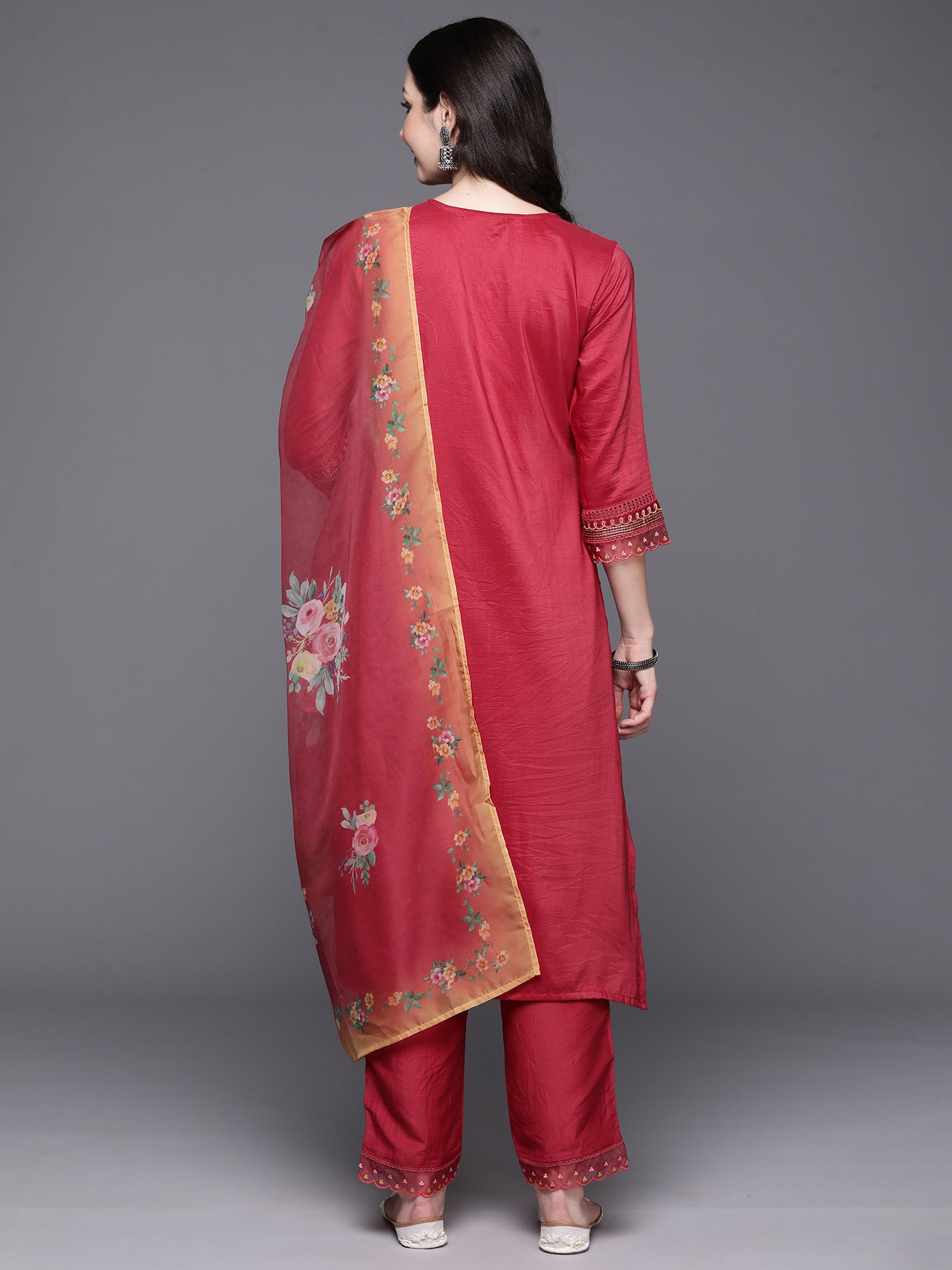 Women's Maroon Silk Blend Kurta Set - Taantav