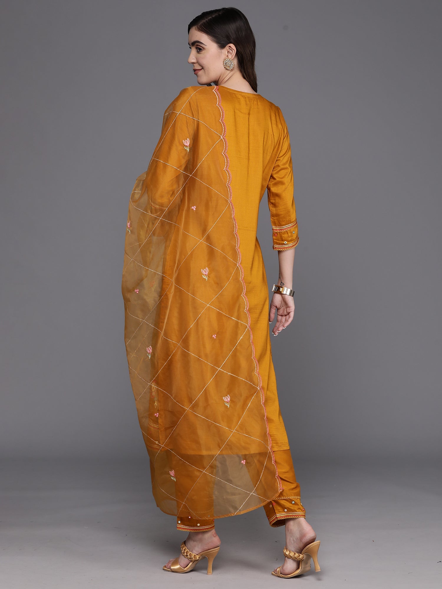 Women's Mustard Silk Blend Kurta Set - Taantav