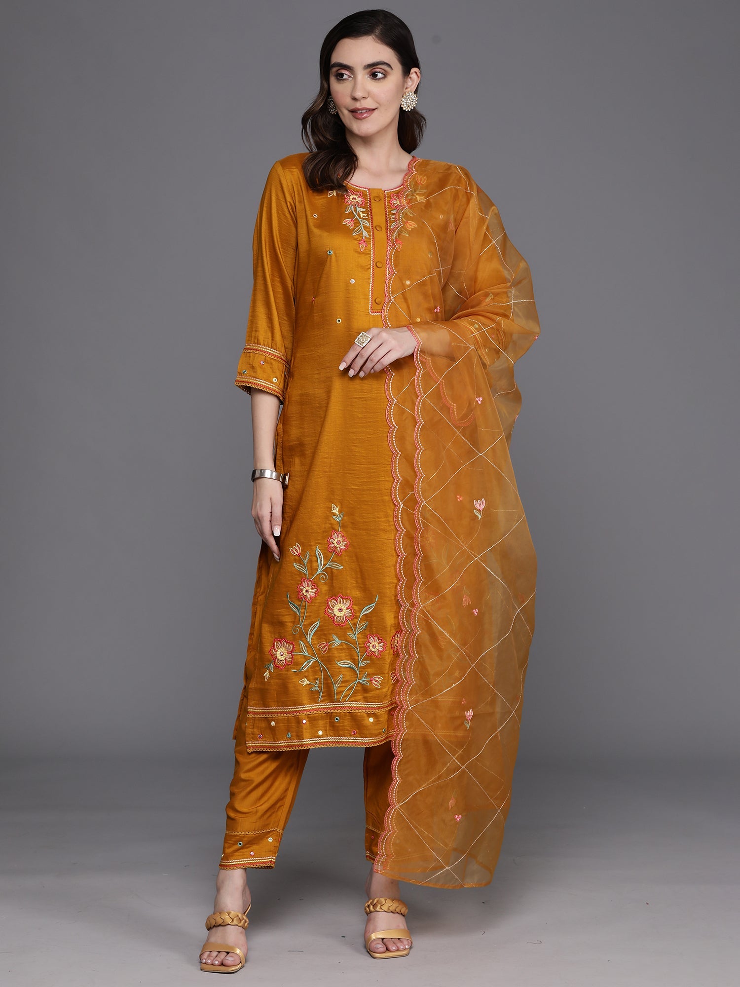 Women's Mustard Silk Blend Kurta Set - Taantav