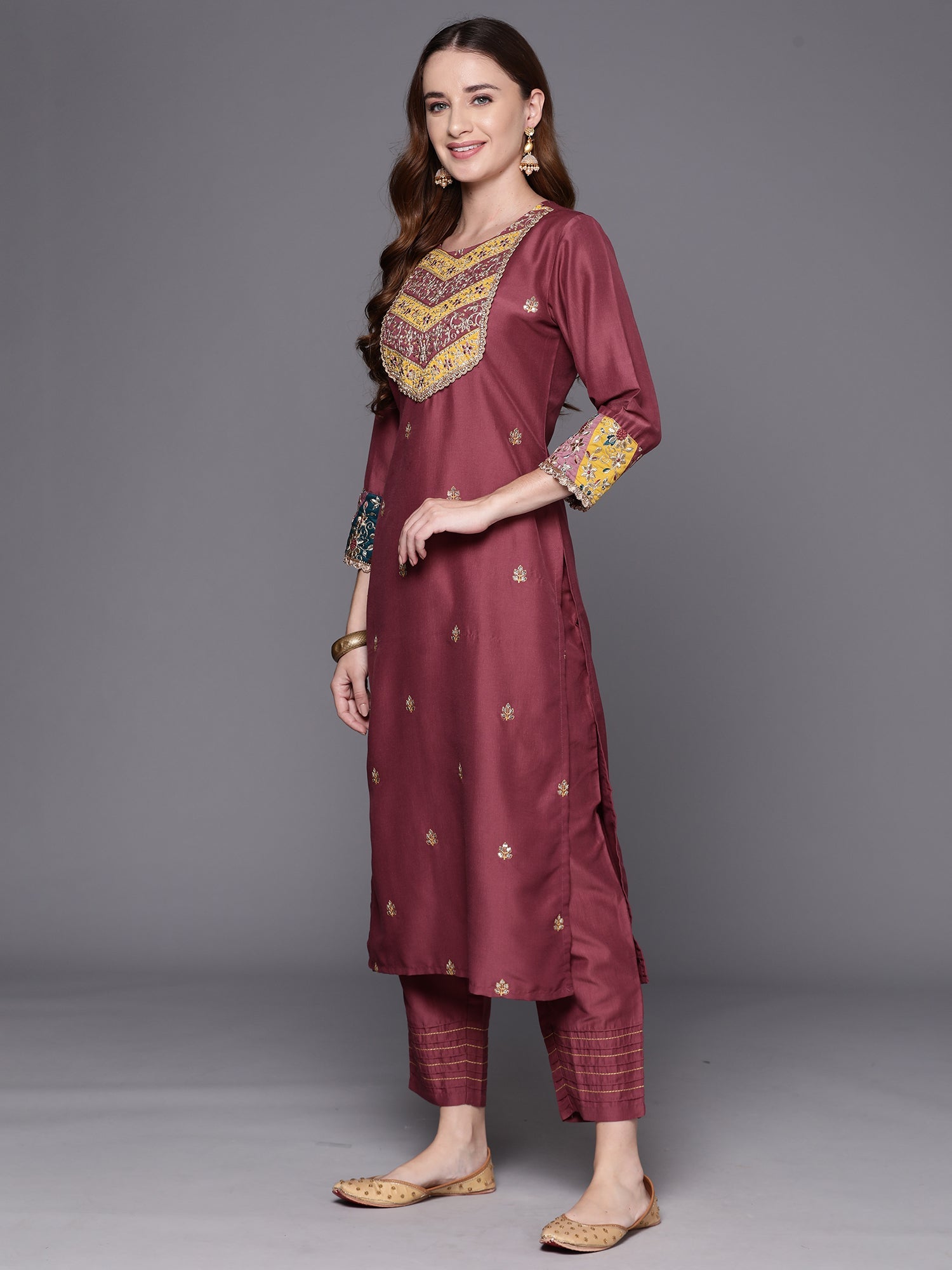 Women's Mauve Silk Blend Kurta Set - Taantav