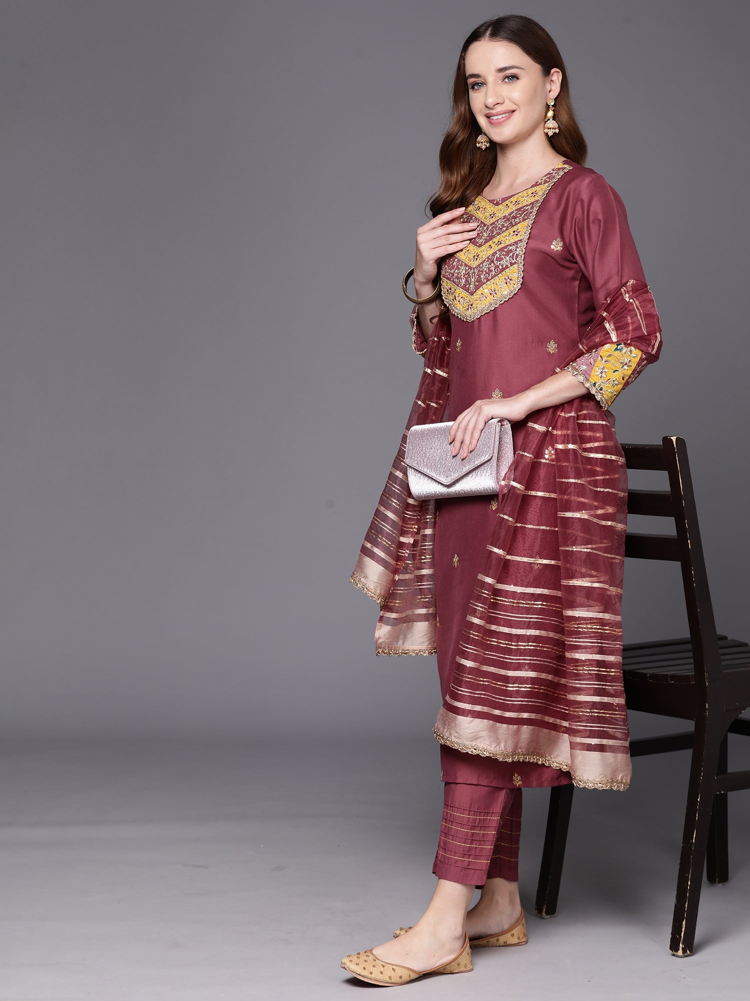 Women's Mauve Silk Blend Kurta Set - Taantav