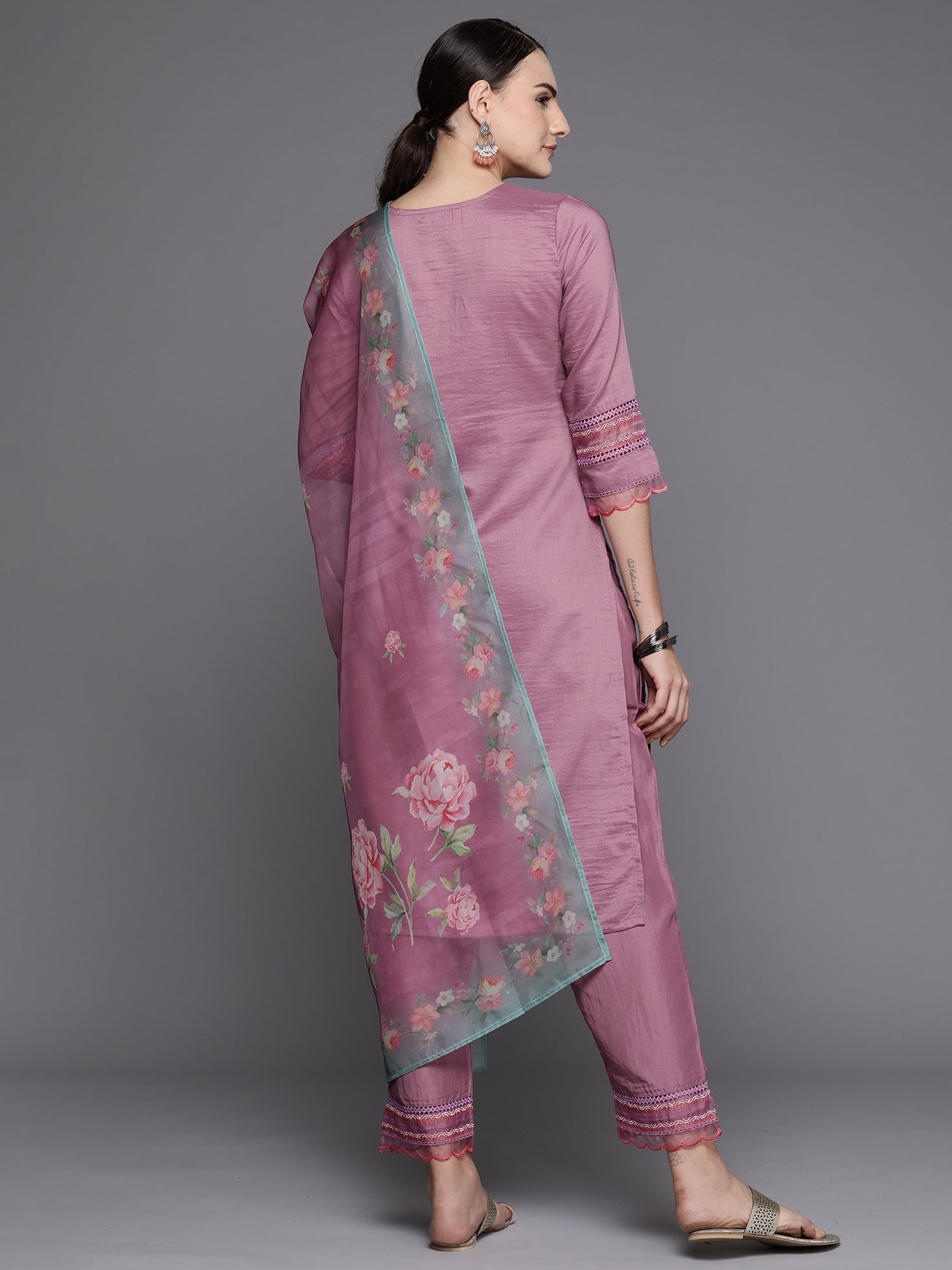 Women's Mauve Silk Blend Kurta Set - Taantav