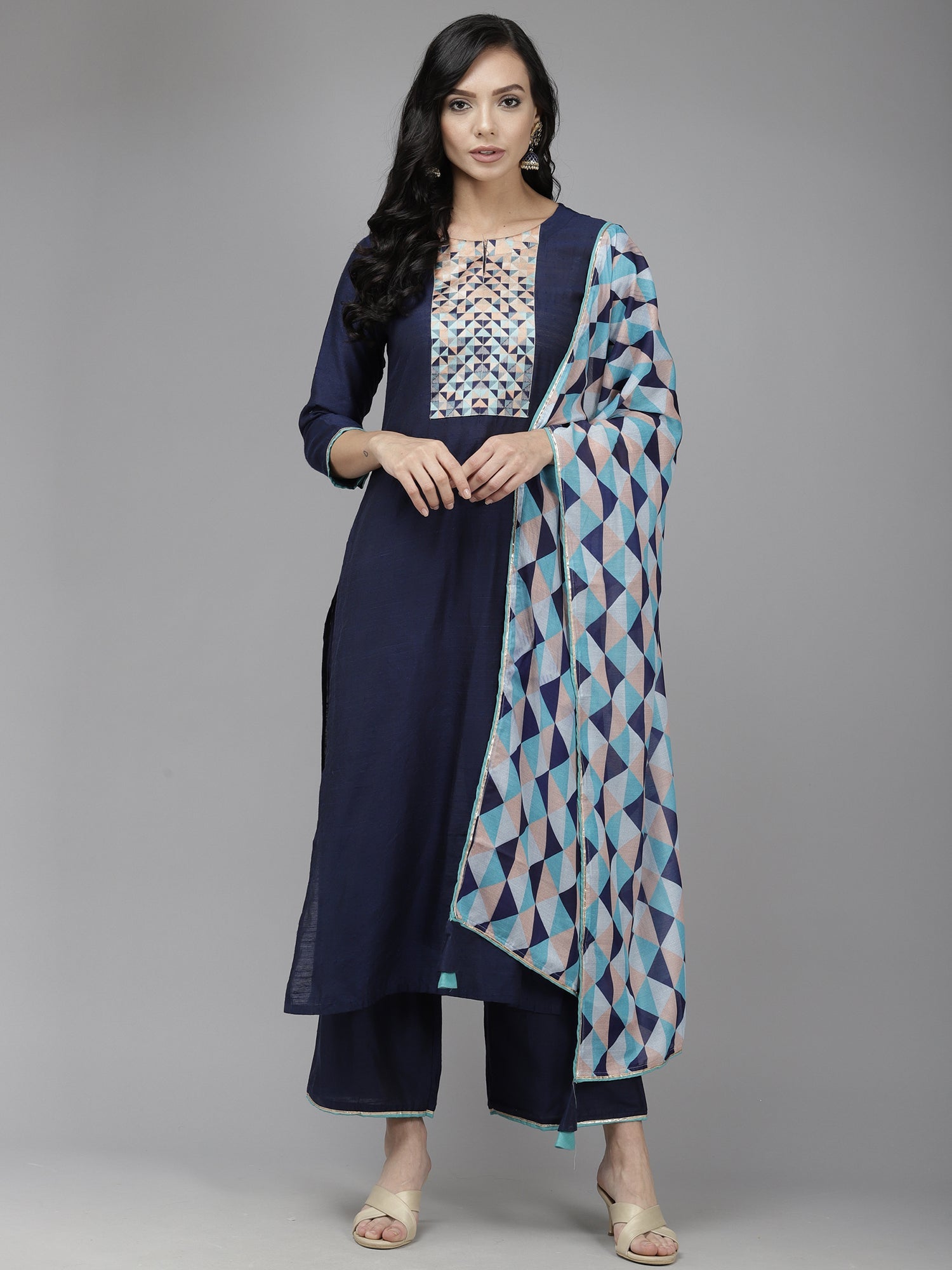 Women's Navy Blue Silk Blend Kurta Set - Taantav