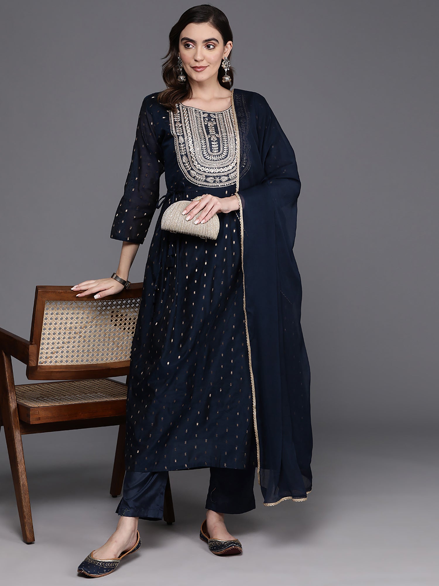 Women's Navy Blue Chanderi Silk Kurta Set - Taantav