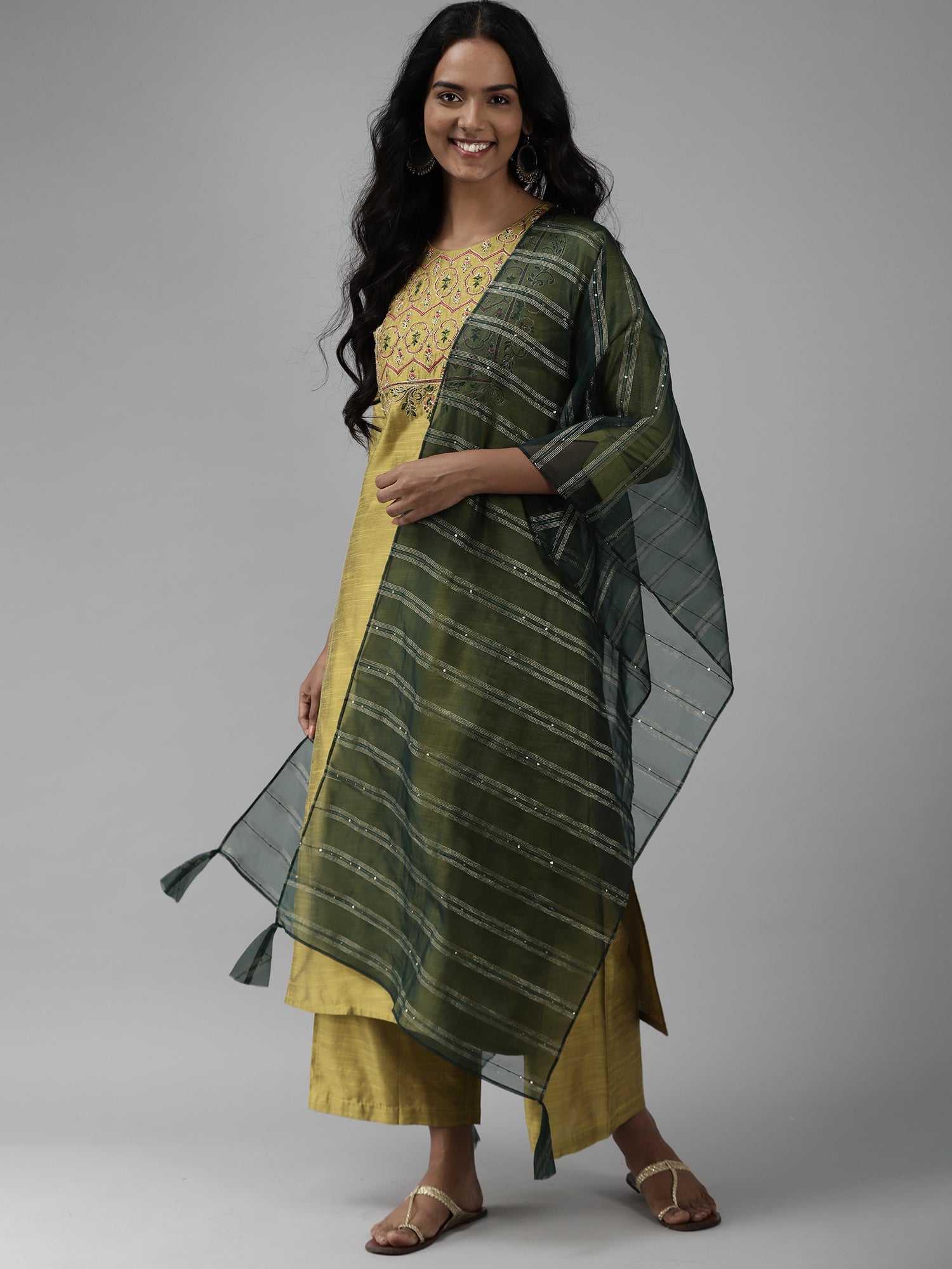 Women's Olive Chanderi Silk Kurta Set - Taantav