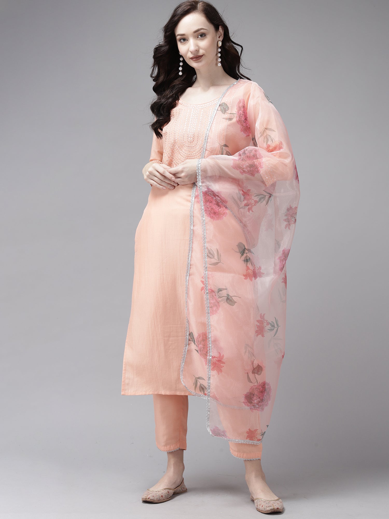 Women's Peach Silk Blend Kurta Set - Taantav