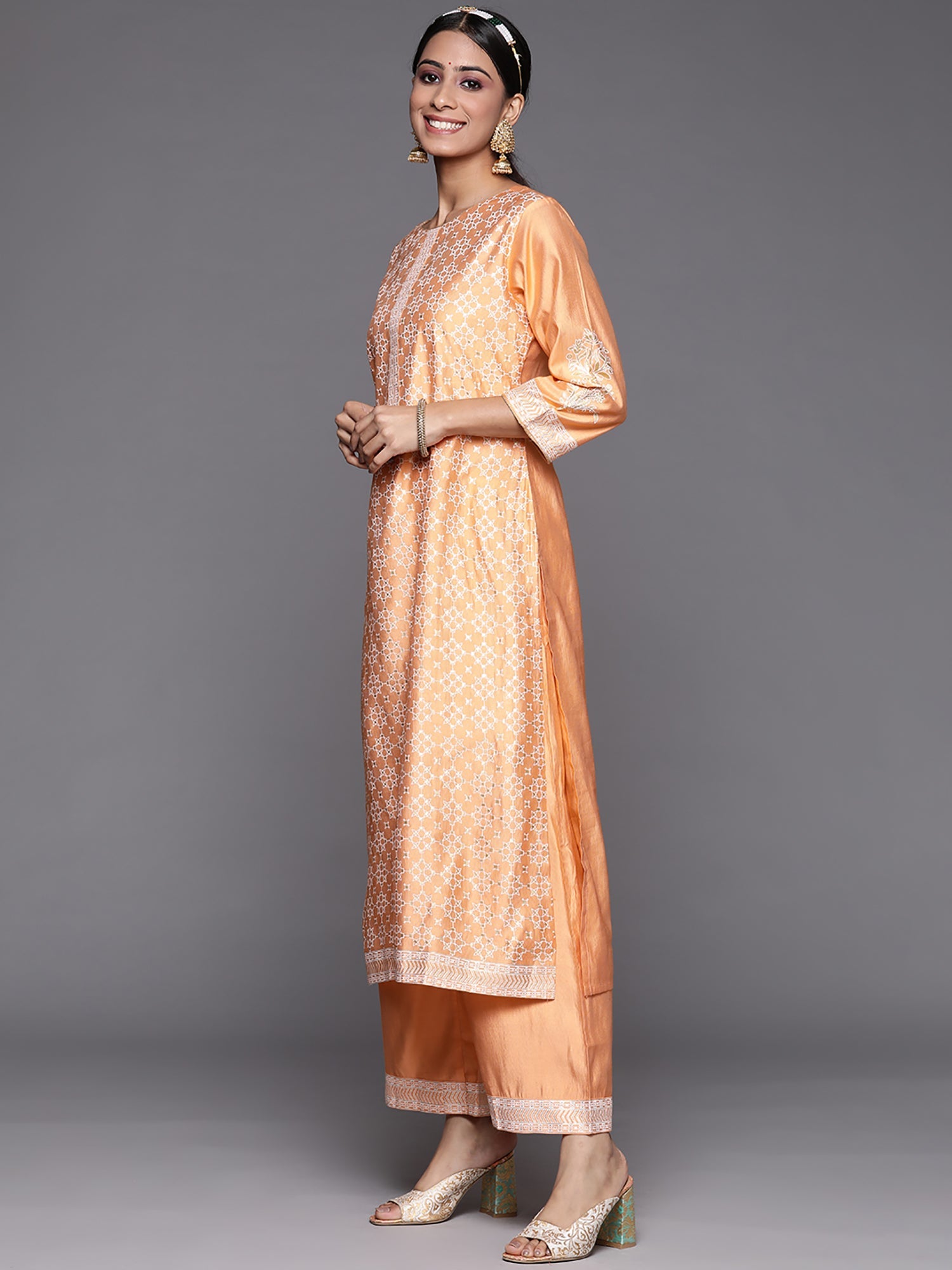 Women's Peach Liva Kurta Set - Taantav