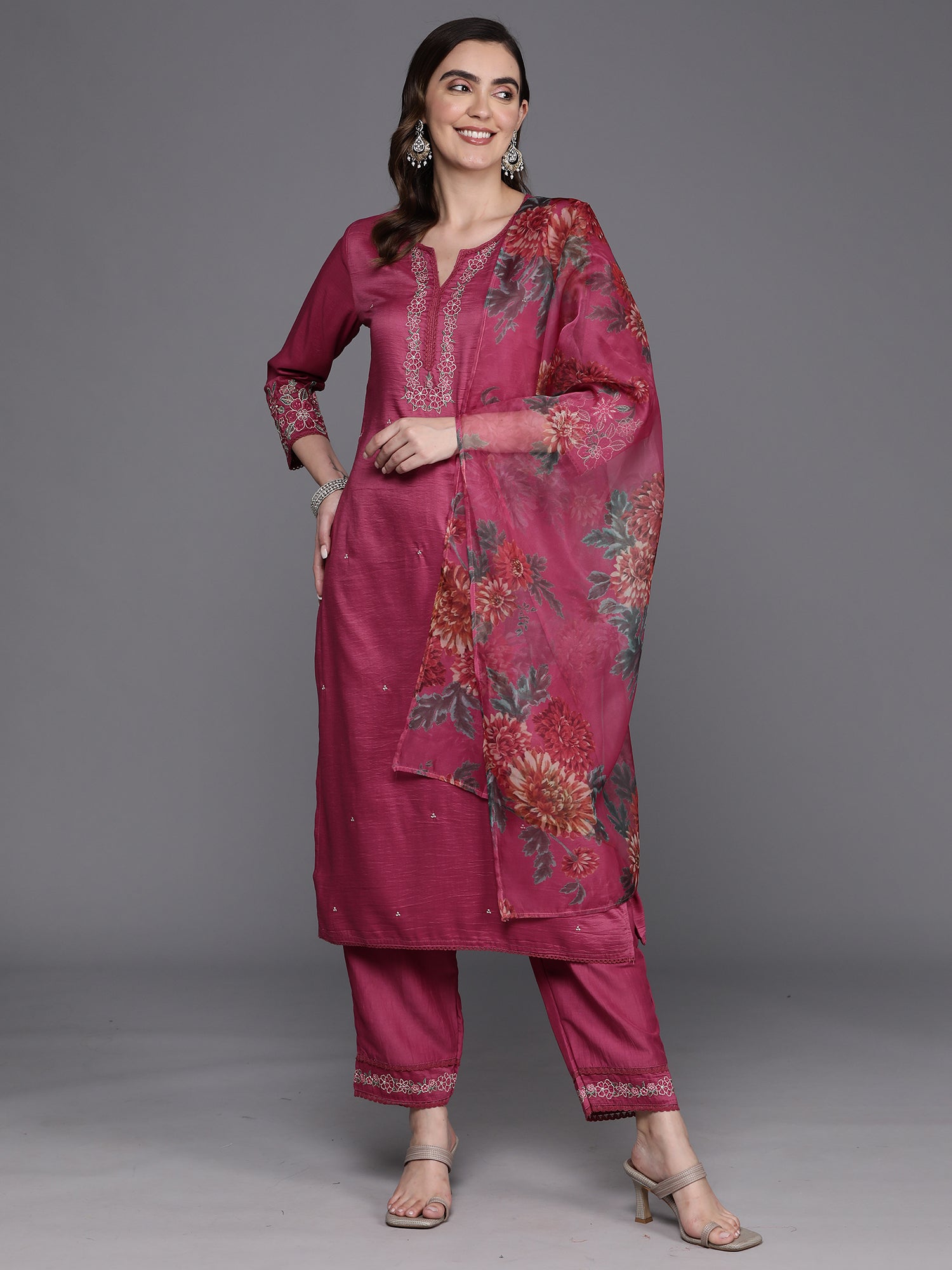 Women's Pink Viscose Rayon Kurta Set - Taantav