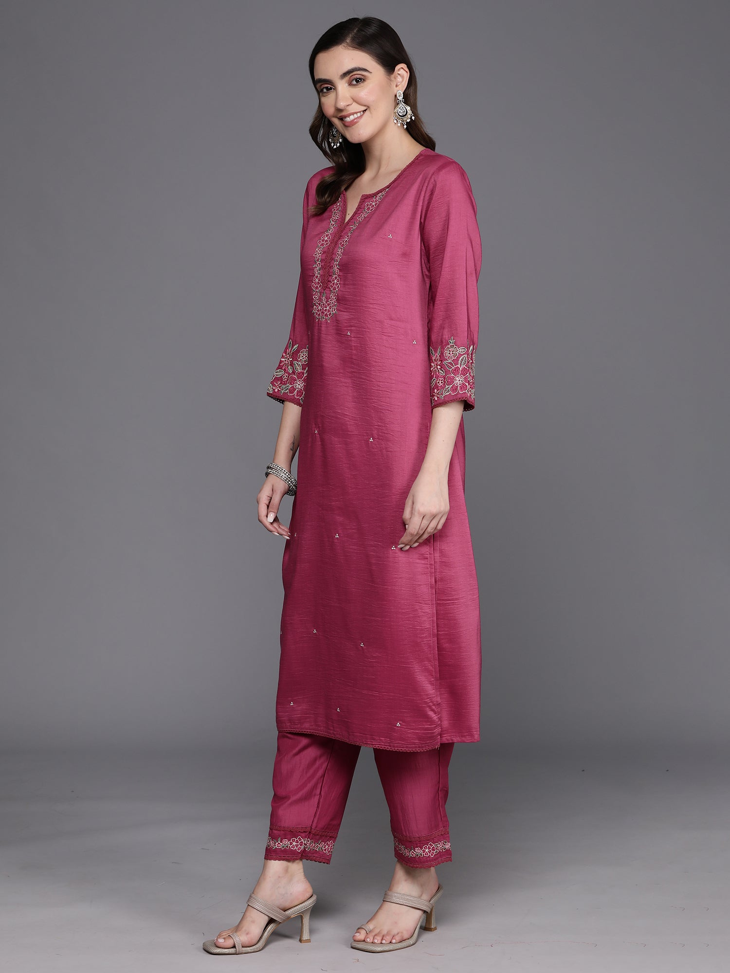 Women's Pink Viscose Rayon Kurta Set - Taantav