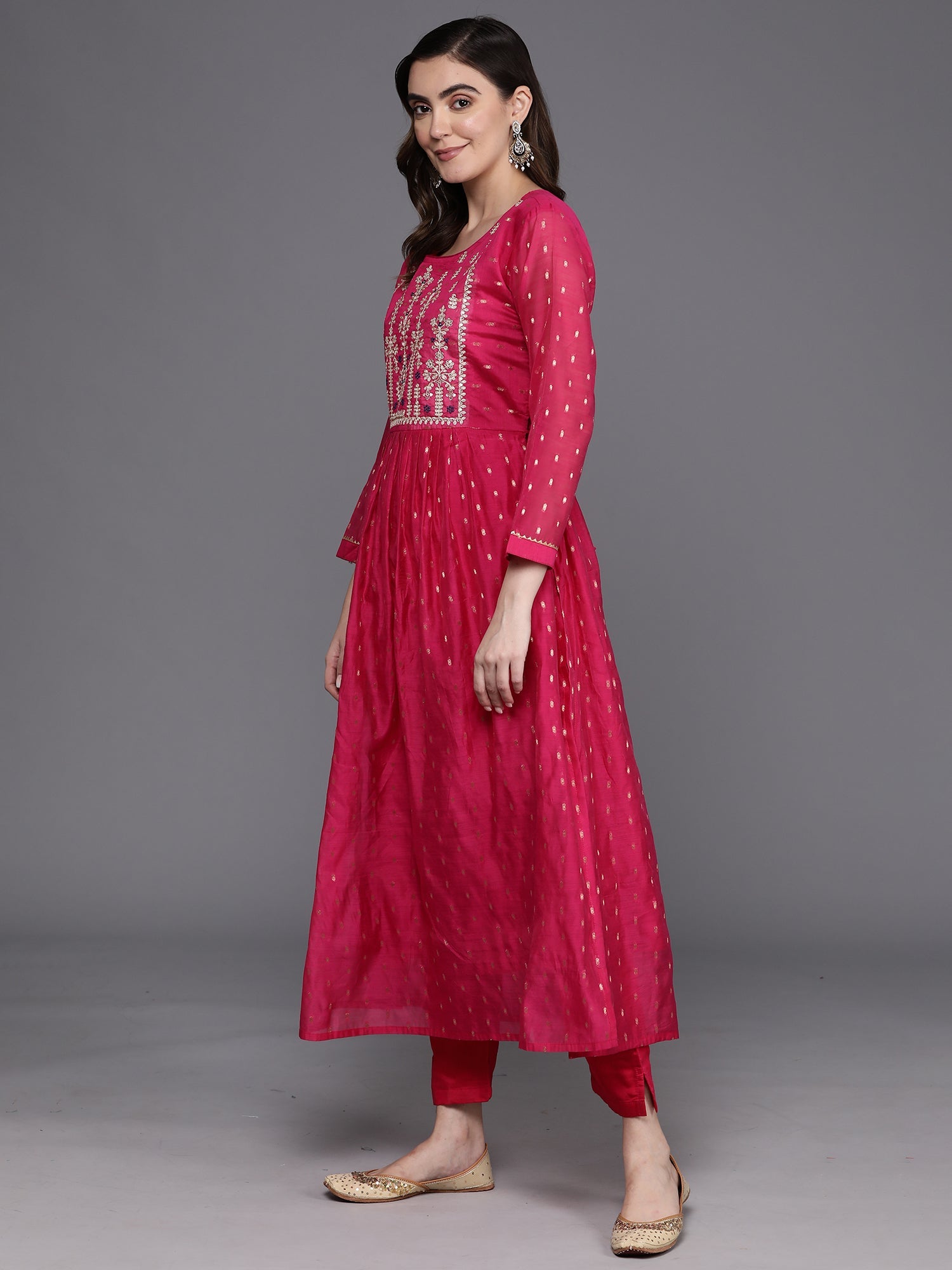 Women's Pink Chanderi Silk Kurta Set - Taantav