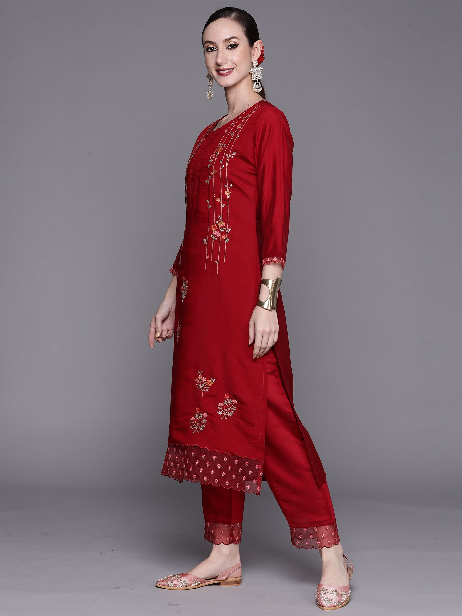 Women's Red Viscose Rayon Kurta Set - Taantav