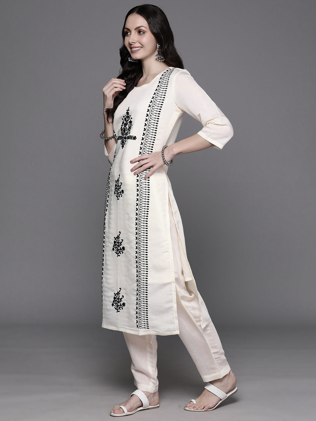 Women's White Poly Silk Kurta Set - Taantav