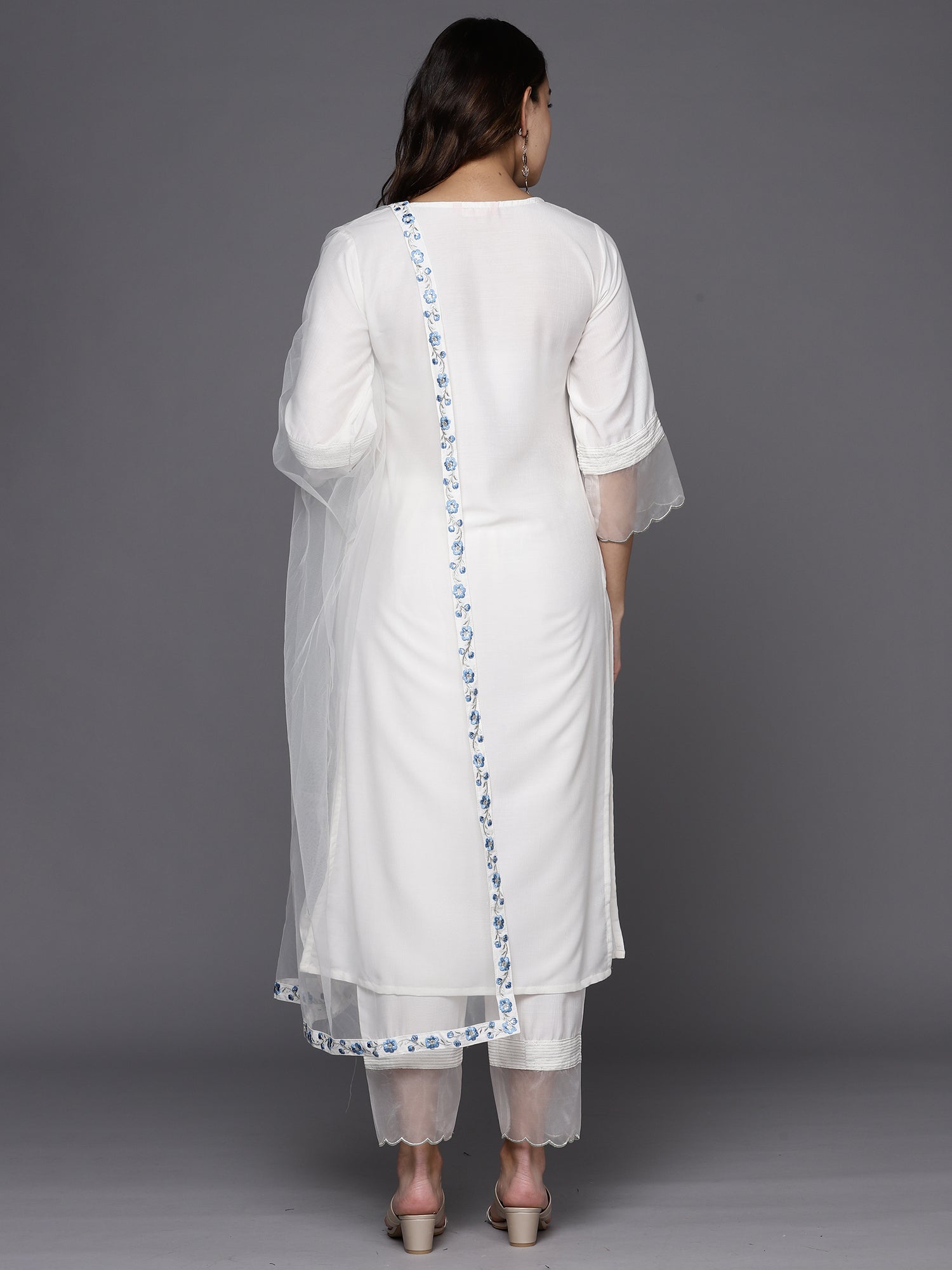 Women's White Cotton Blend Kurta Set - Taantav