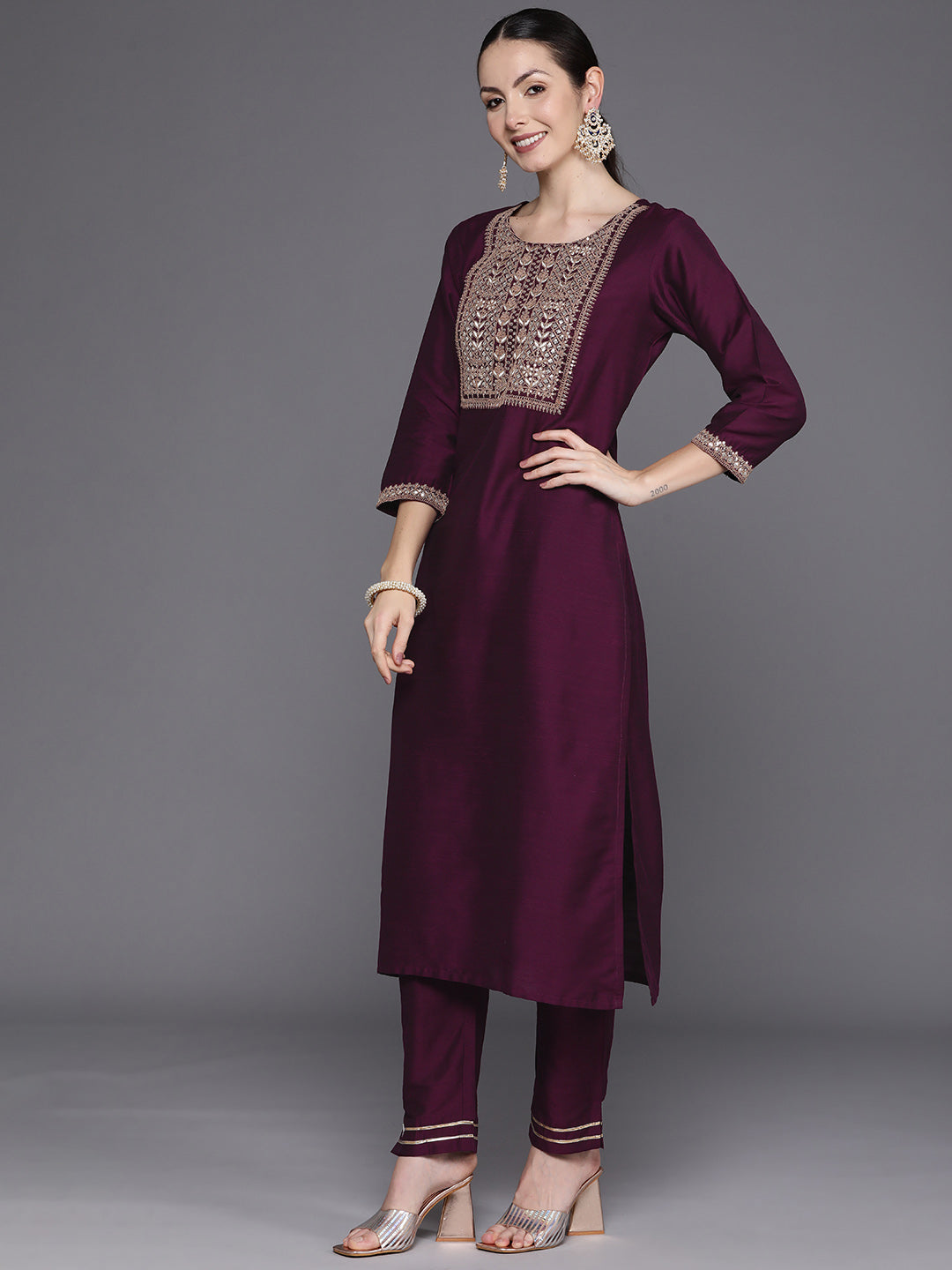 Women's Burgundy Chanderi Silk Kurta Set - Taantav