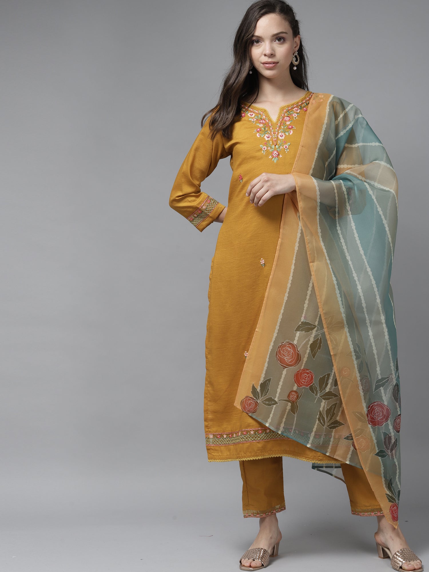 Women's Yellow Silk Blend Kurta Set - Taantav