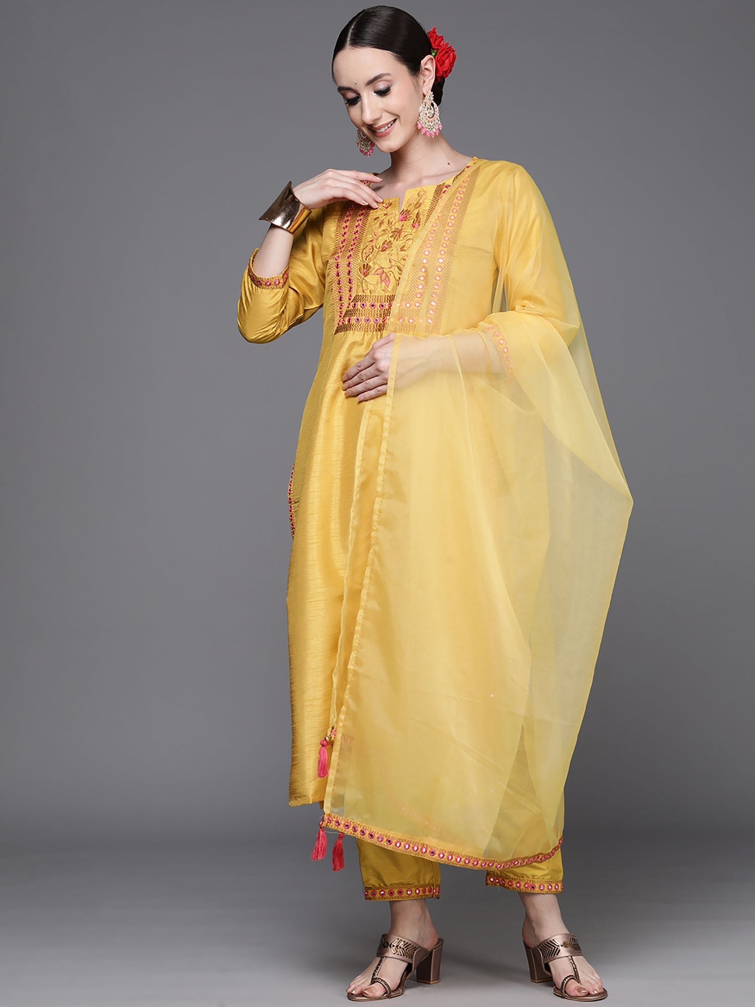 Women's Yellow Polyester Kurta Set - Taantav