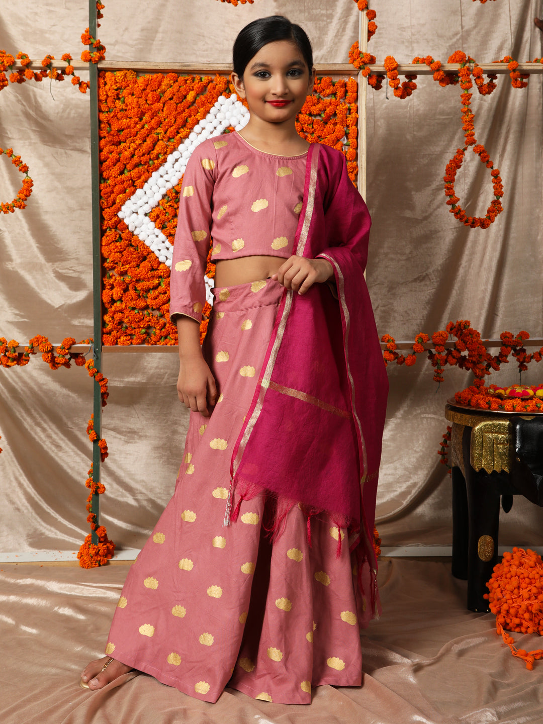 Color_Mauve & Gold