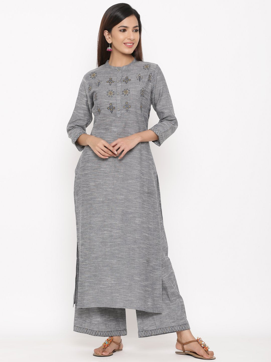 color_dark grey
