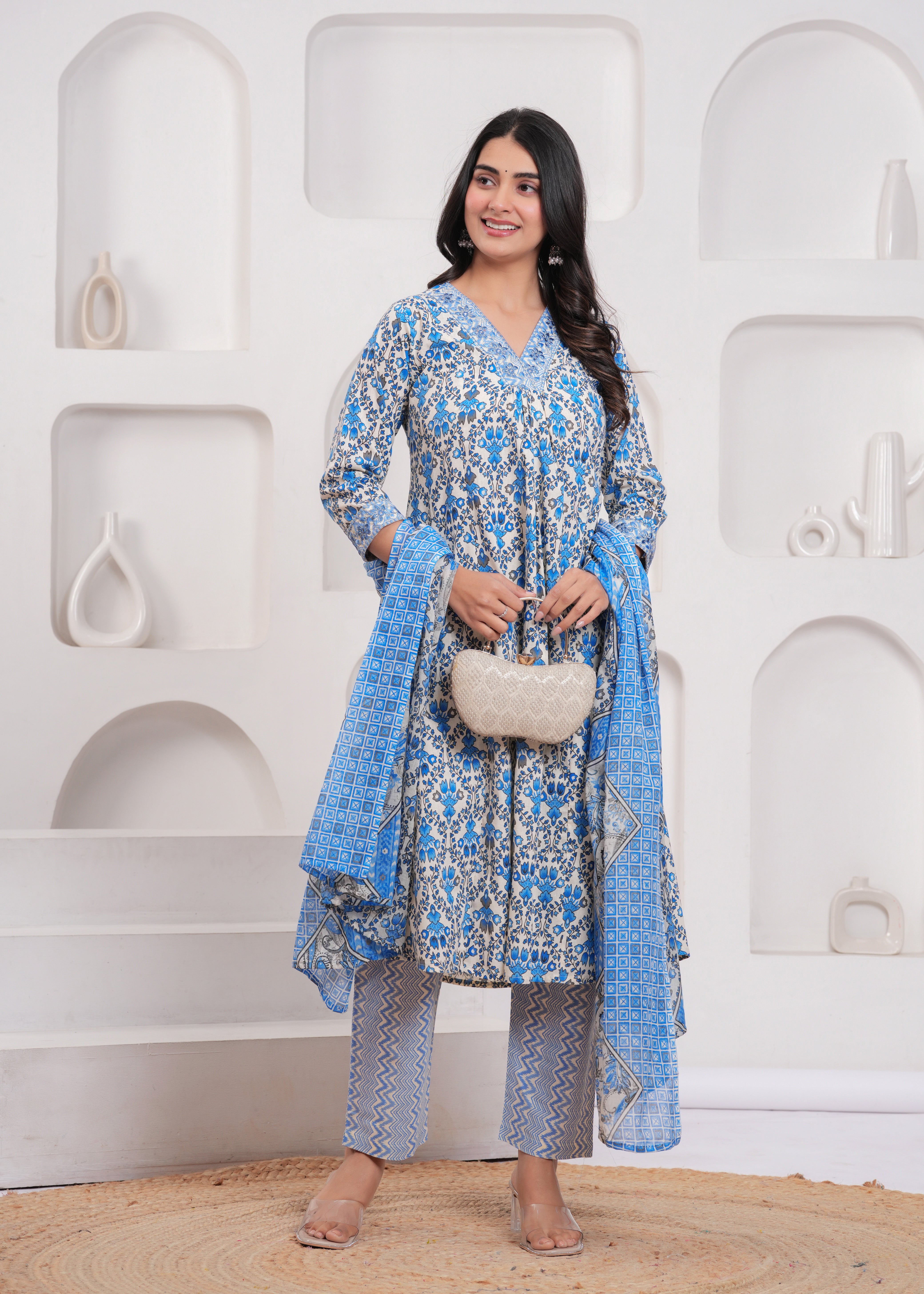 Women's Blue Cotton Floral Kurta Set - Kipek