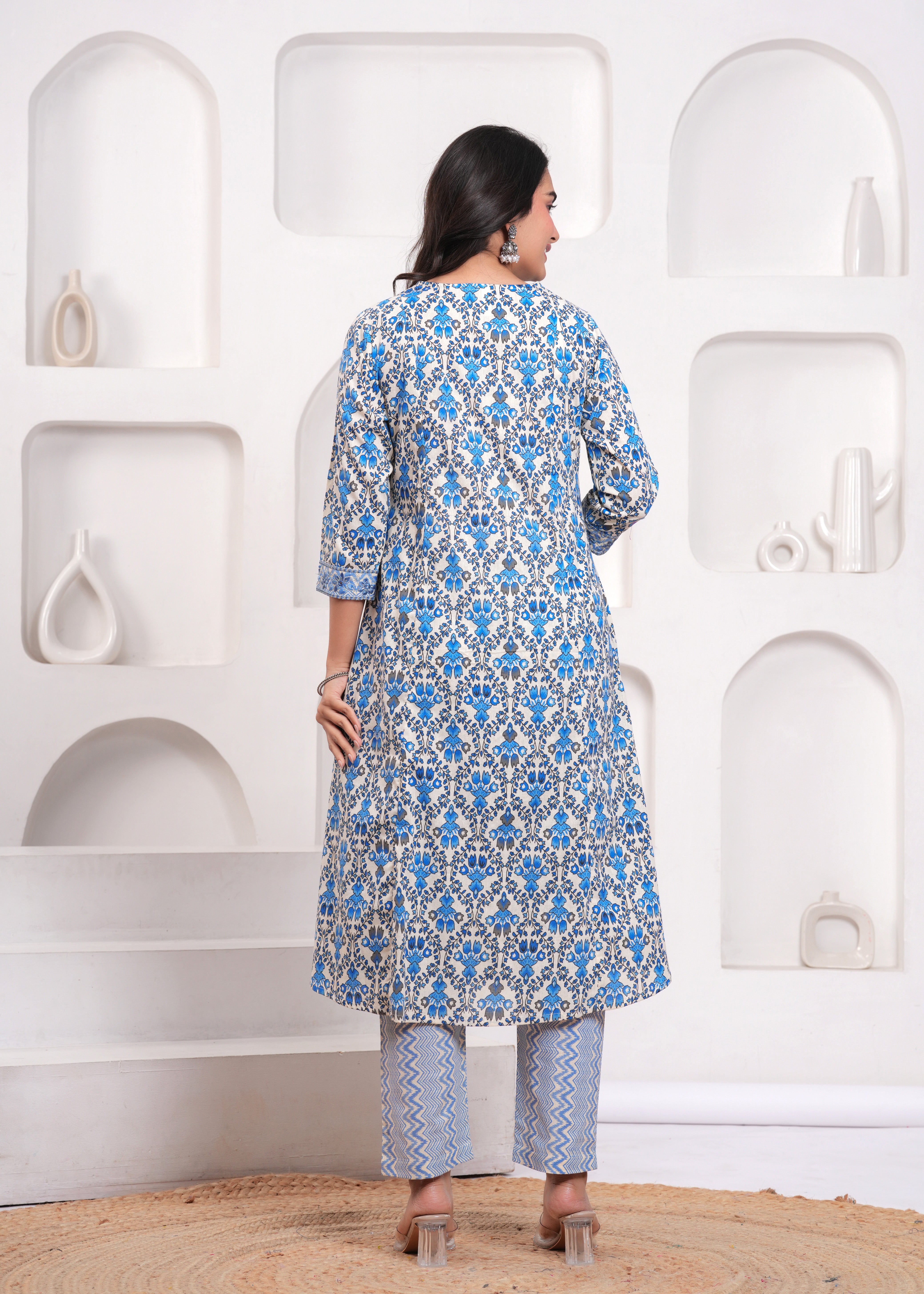 Women's Blue Cotton Floral Kurta Set - Kipek