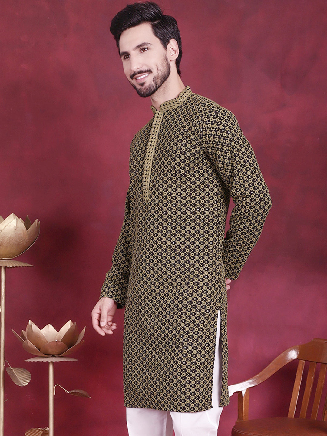 Men's Sequins Embroidered Kurtas - Taantav