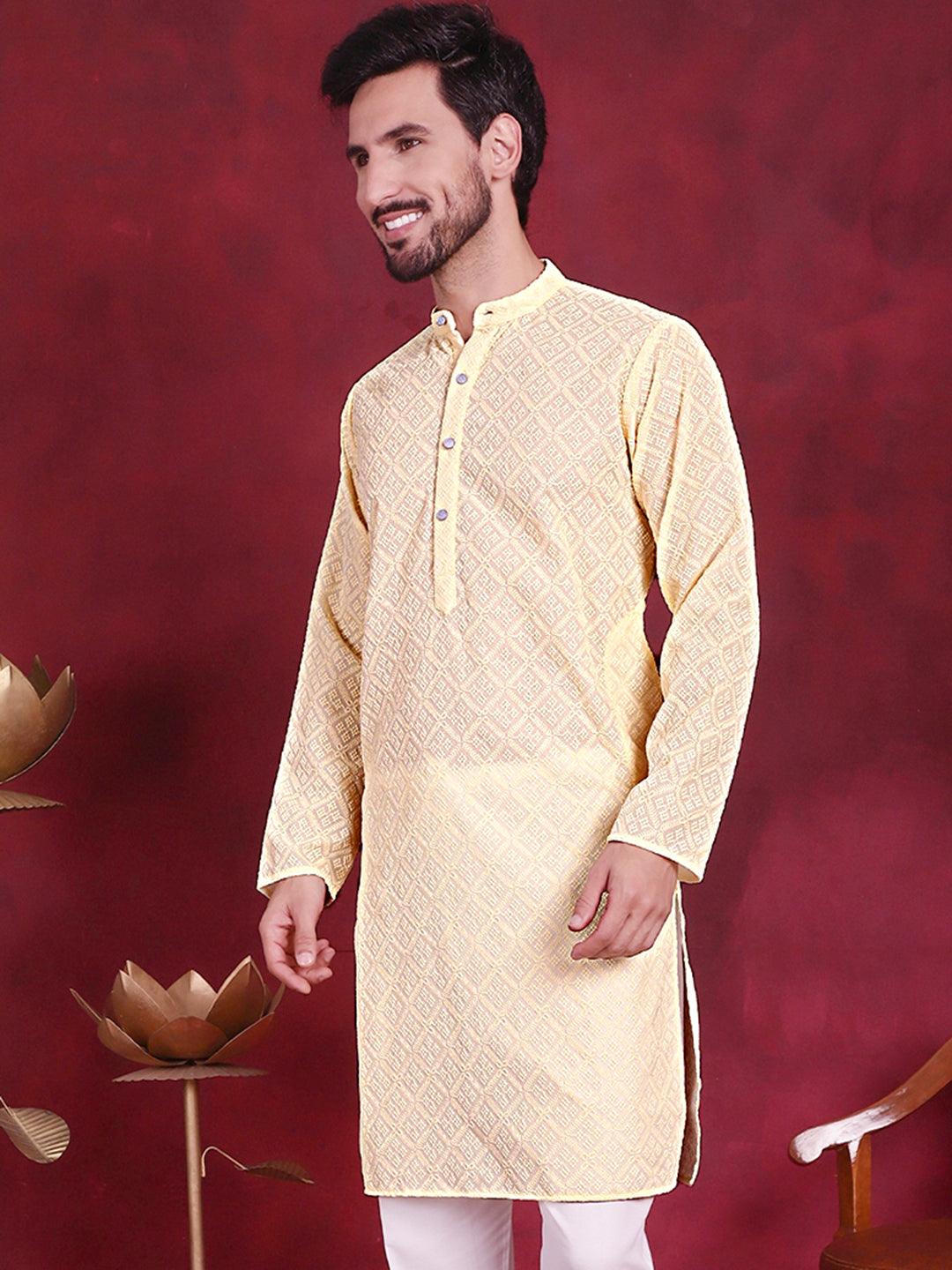 Men's Chikankari Embroidered Kurtas - Taantav