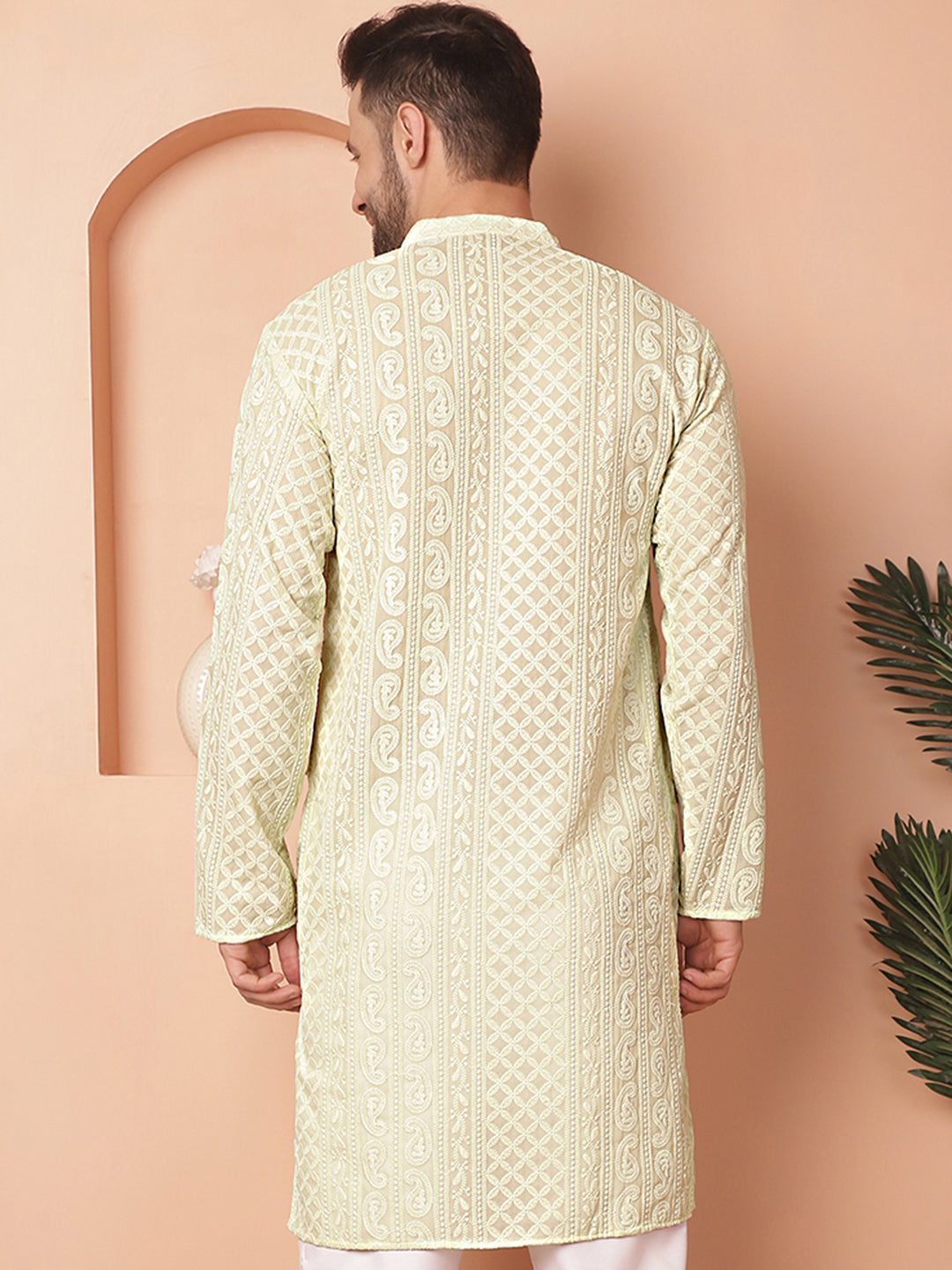 Men's Chikankari Embroidered Kurtas - Taantav