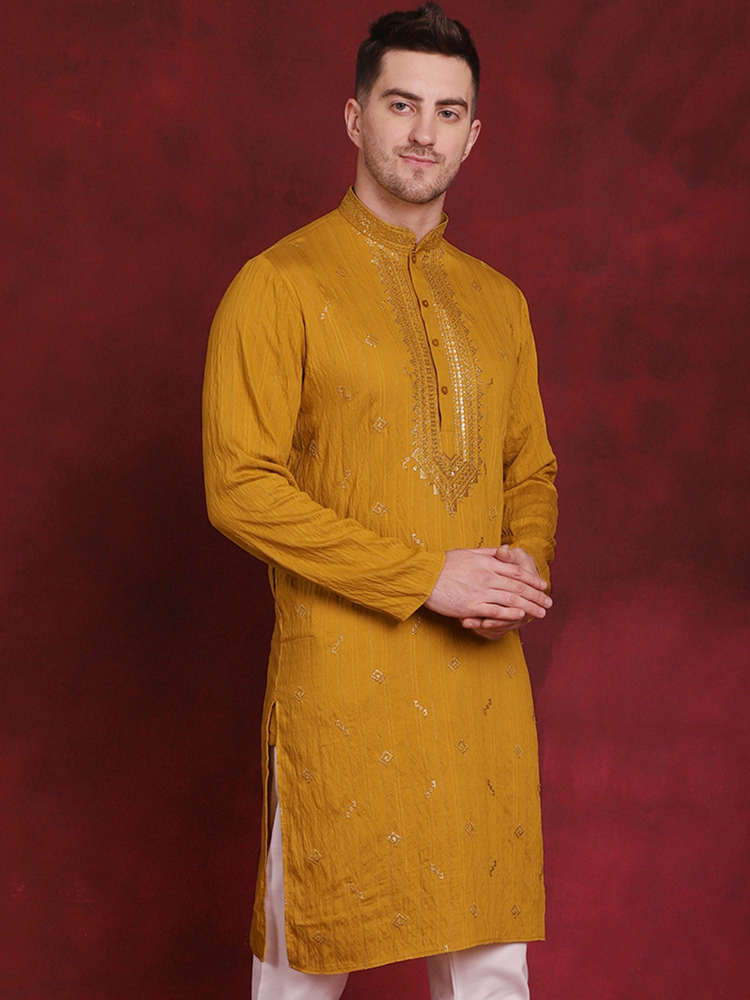 Men's Sequins Embroidered Kurtas - Taantav