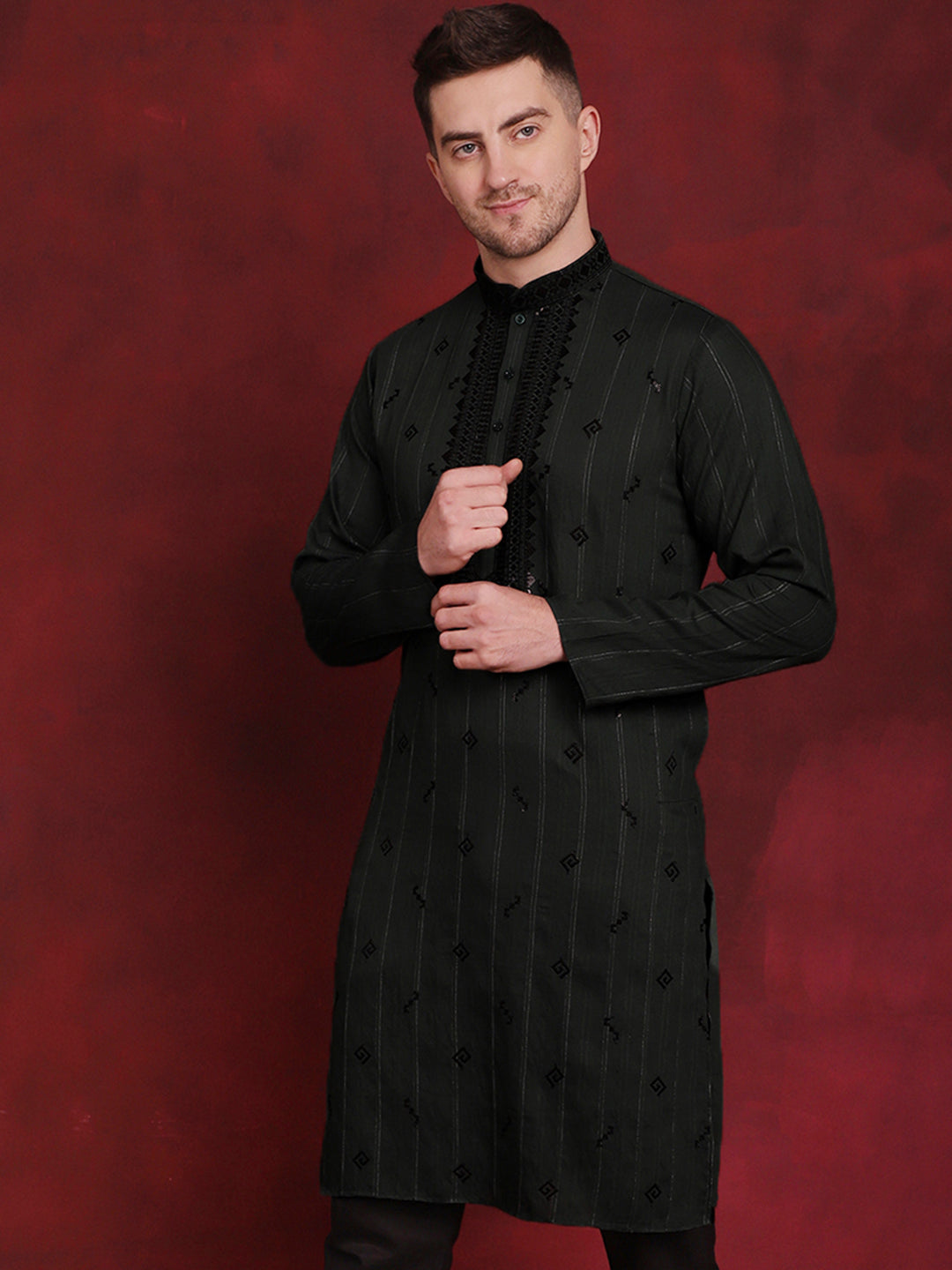 Men's Sequins Embroidered Kurtas - Taantav