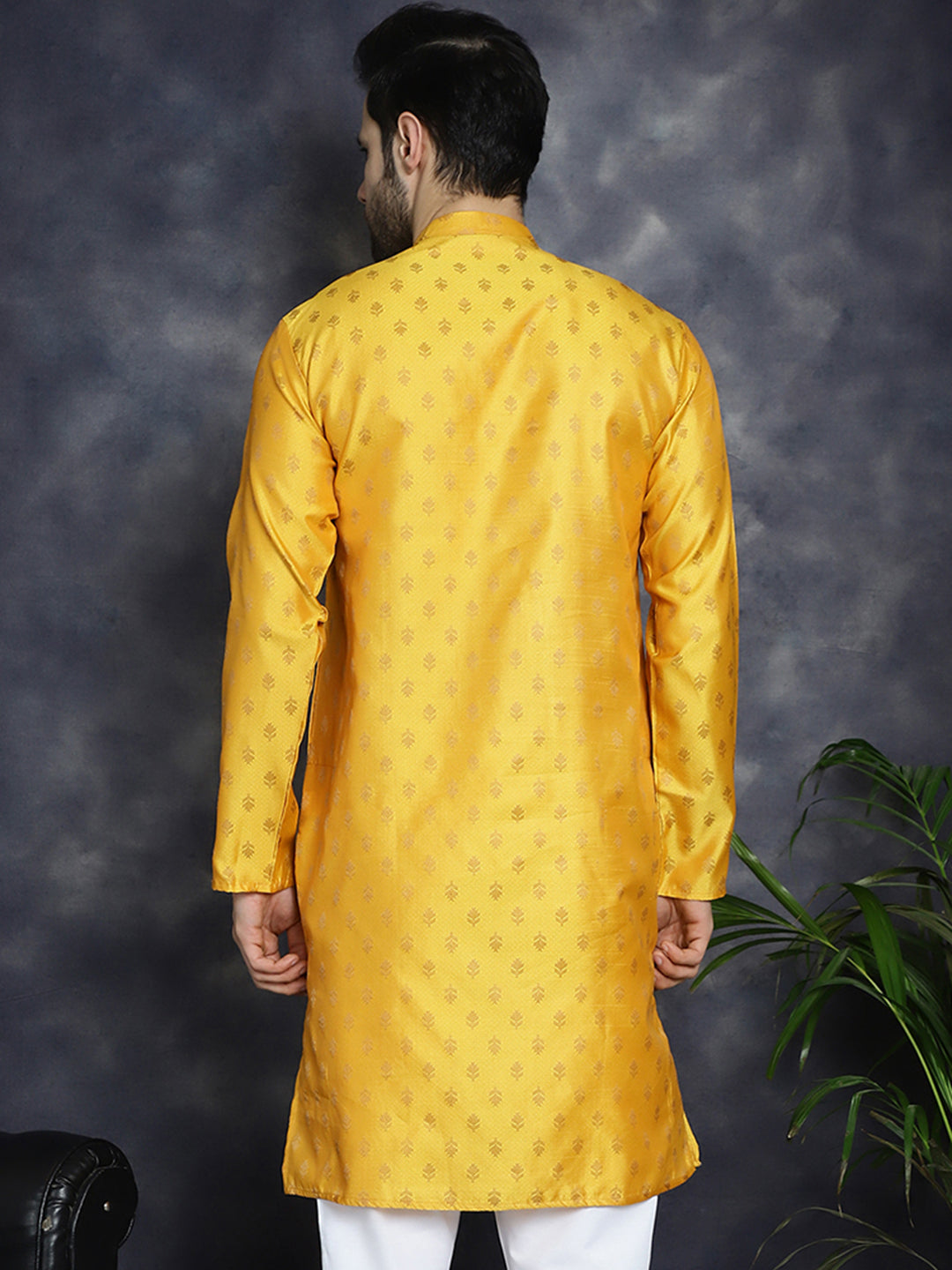 Men's Woven Design Silk Blend Kurtas - Taantav