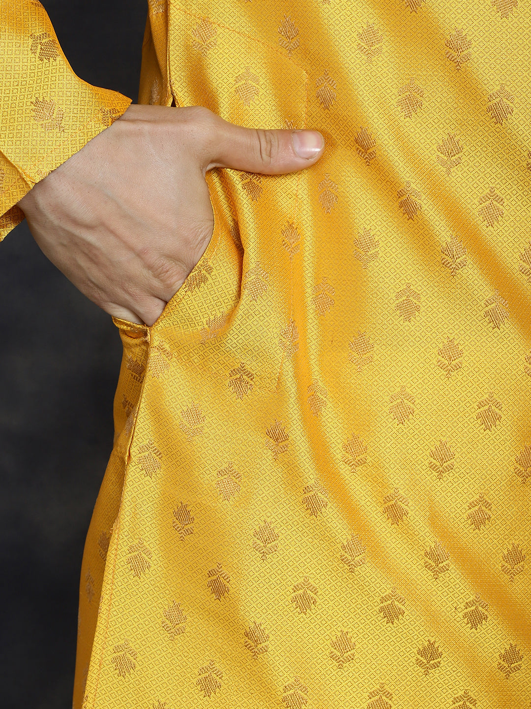 Men's Woven Design Silk Blend Kurtas - Taantav