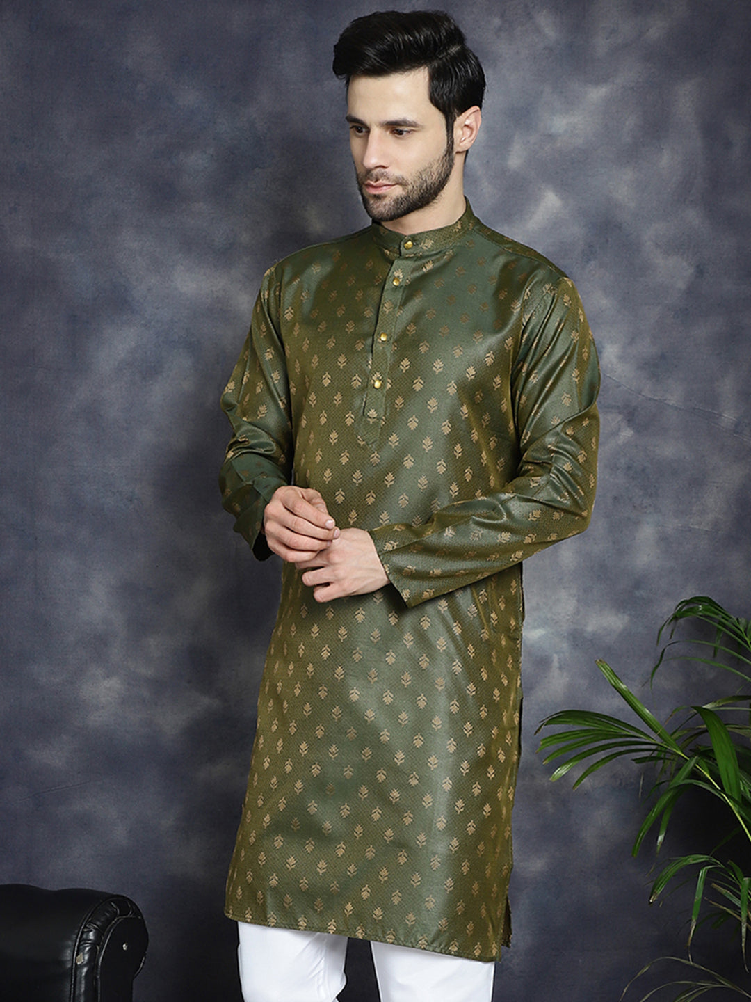 Men's Woven Design Silk Blend Kurtas - Taantav