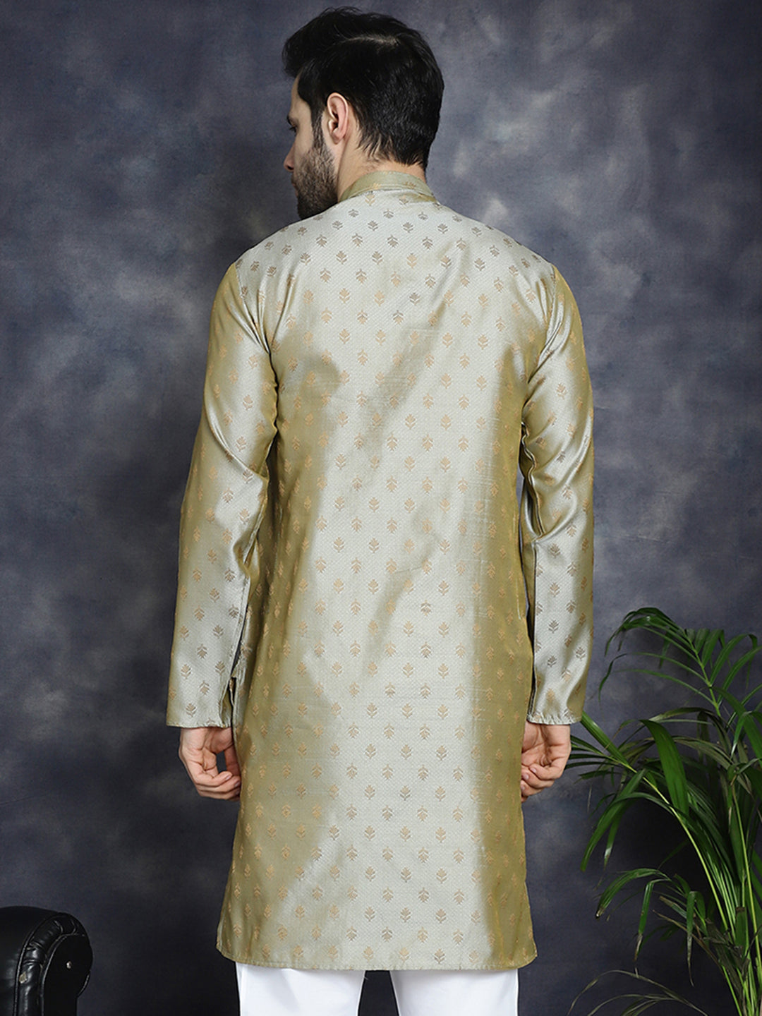 Men's Woven Design Silk Blend Kurtas - Taantav