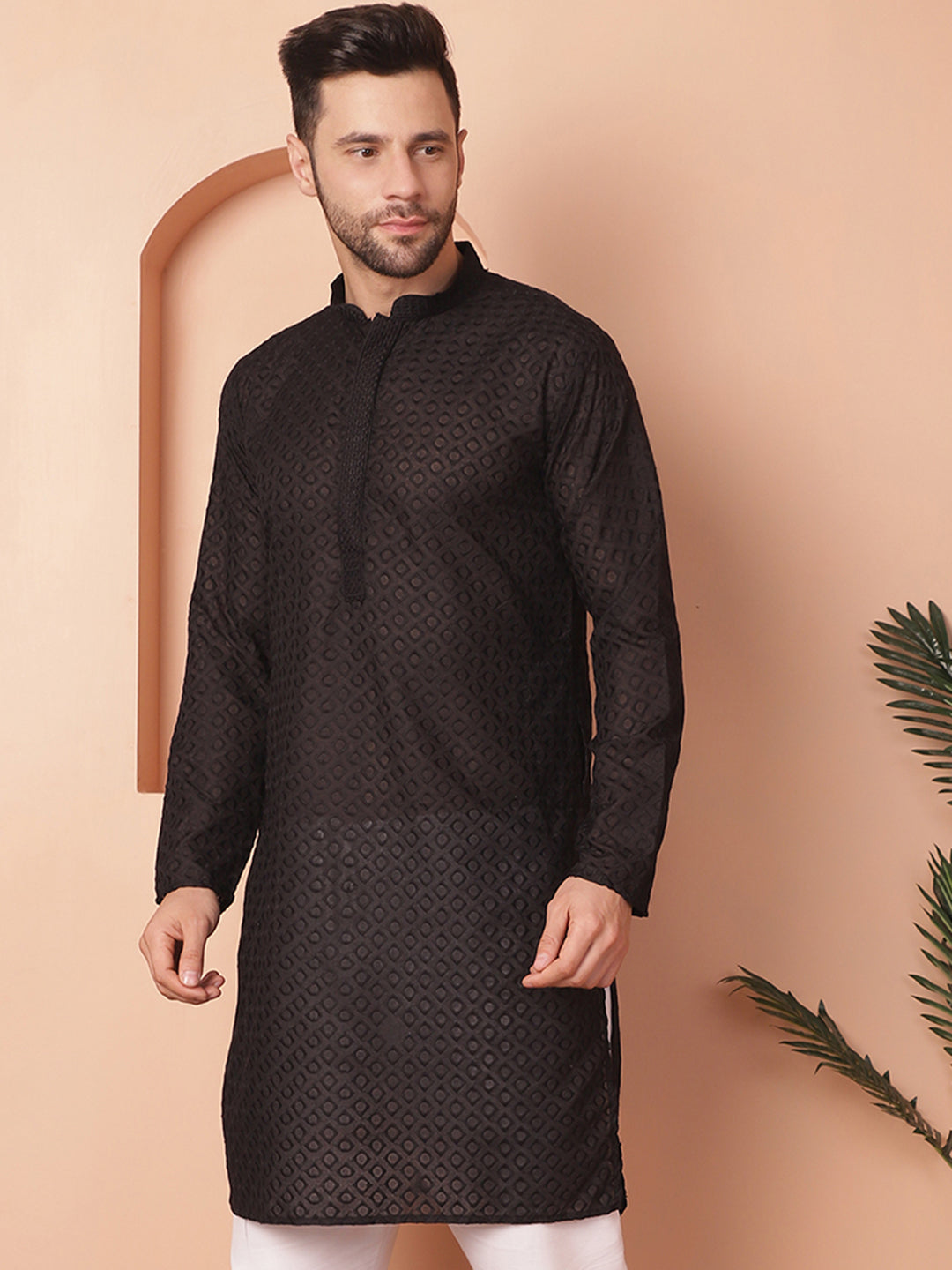 Men's Chikankari Pure Cotton Kurtas - Taantav