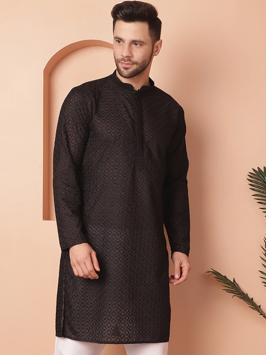 Men's Chikankari Pure Cotton Kurtas - Taantav