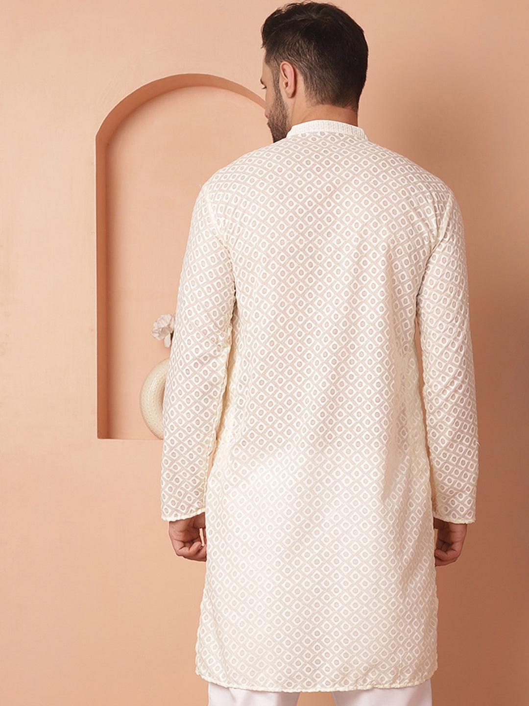 Men's Chikankari Pure Cotton Kurtas - Taantav