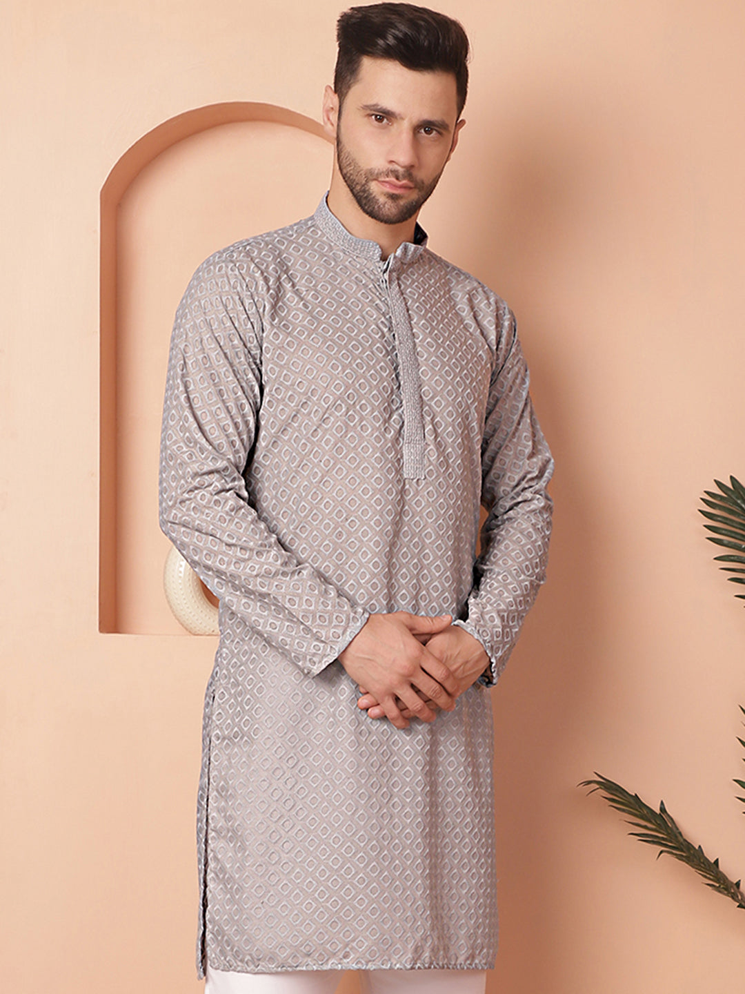 Men's Chikankari Pure Cotton Kurtas - Taantav